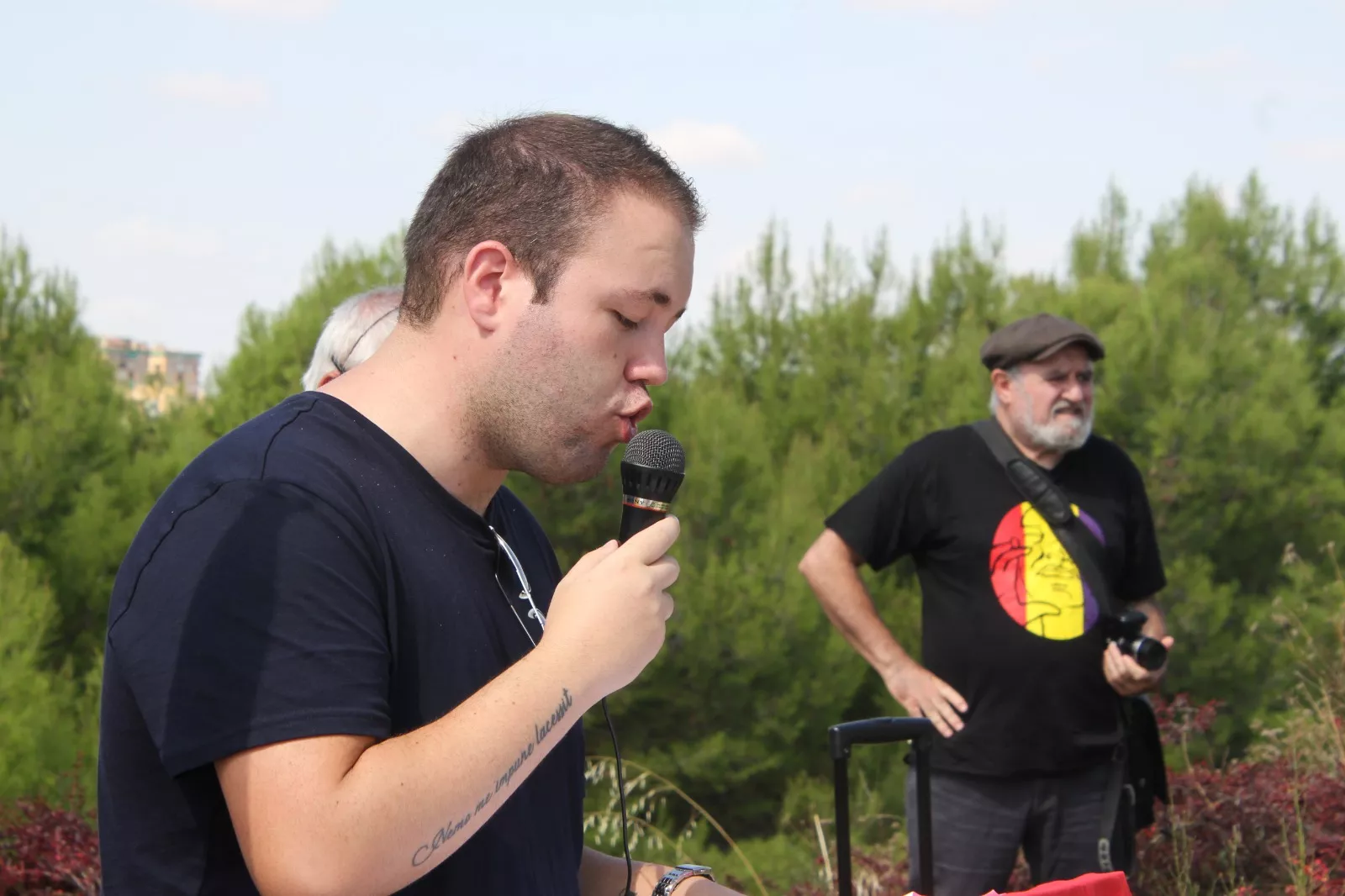 Homenaje y ofrenda floral del Círculo Republicano de Huesca a las personas asesinadas hace noventa años. Foro Carlos Neofato