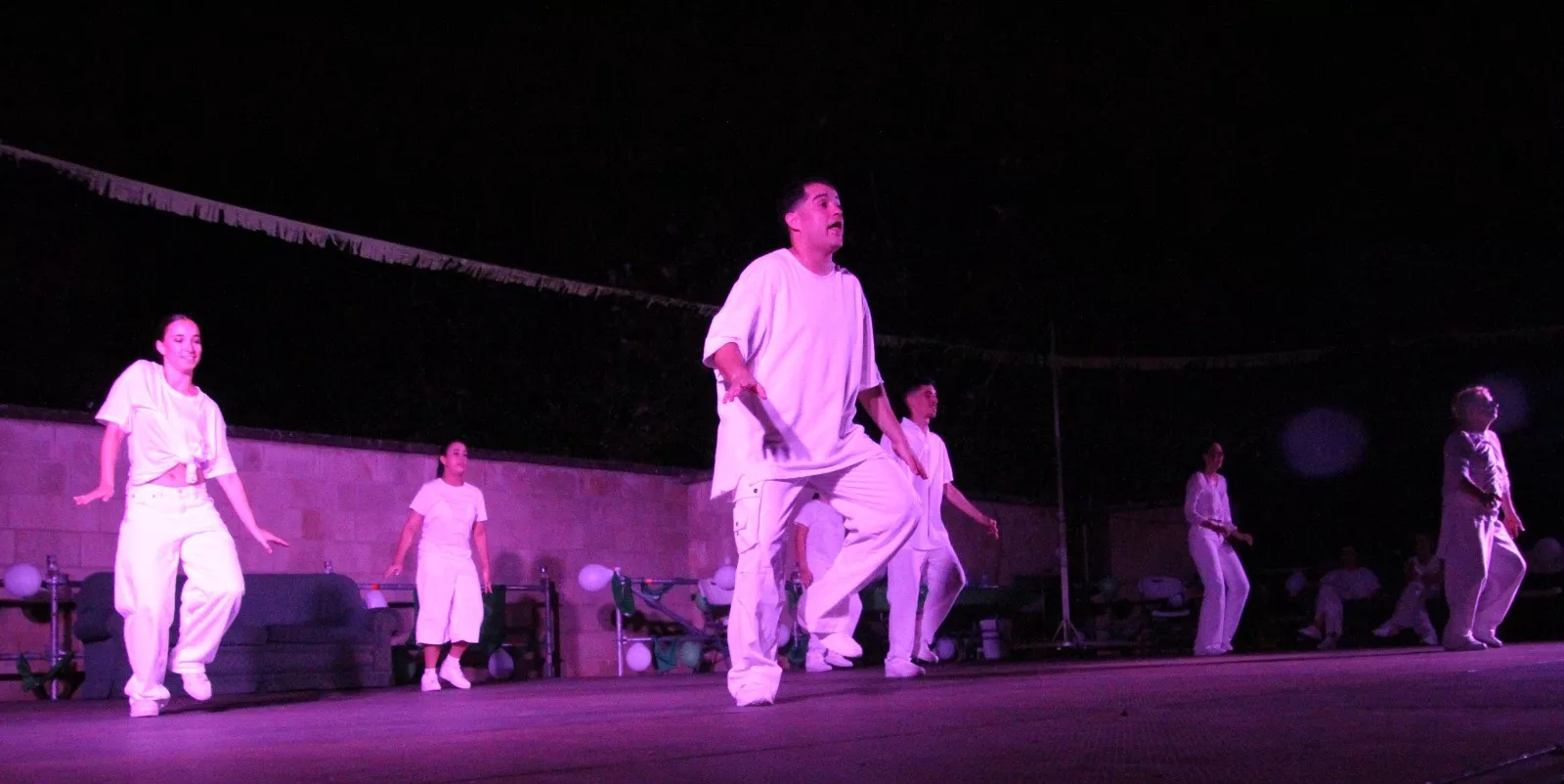 Espectáculo 'Vamos a bailar' de Espacio Danza en Huesca. Foto Carlos Neofato