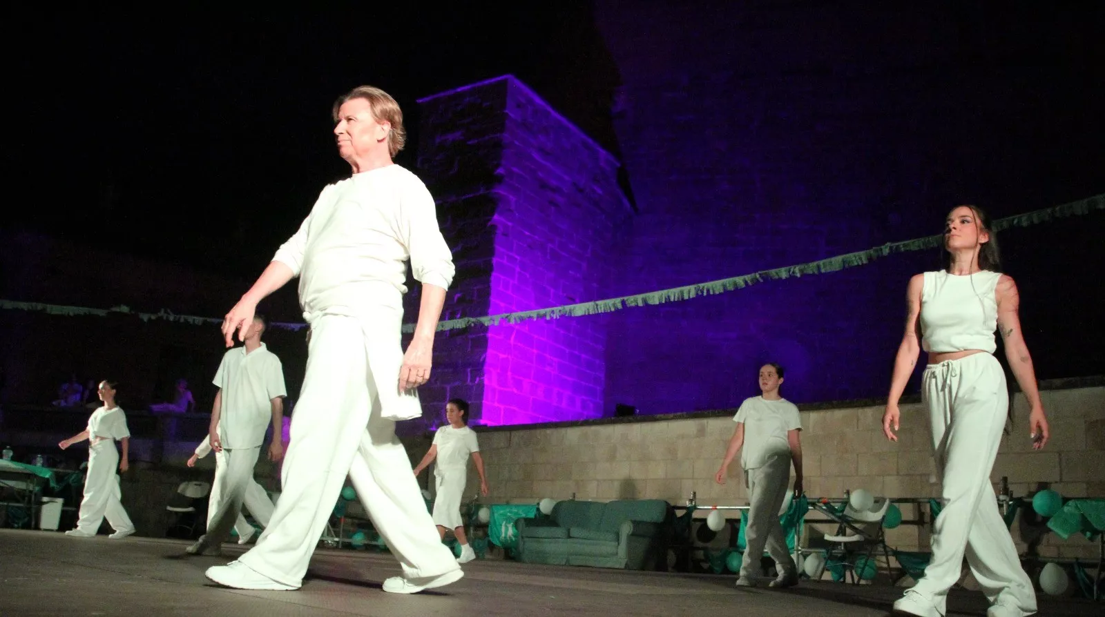 Espectáculo 'Vamos a bailar' de Espacio Danza en Huesca. Foto Carlos Neofato