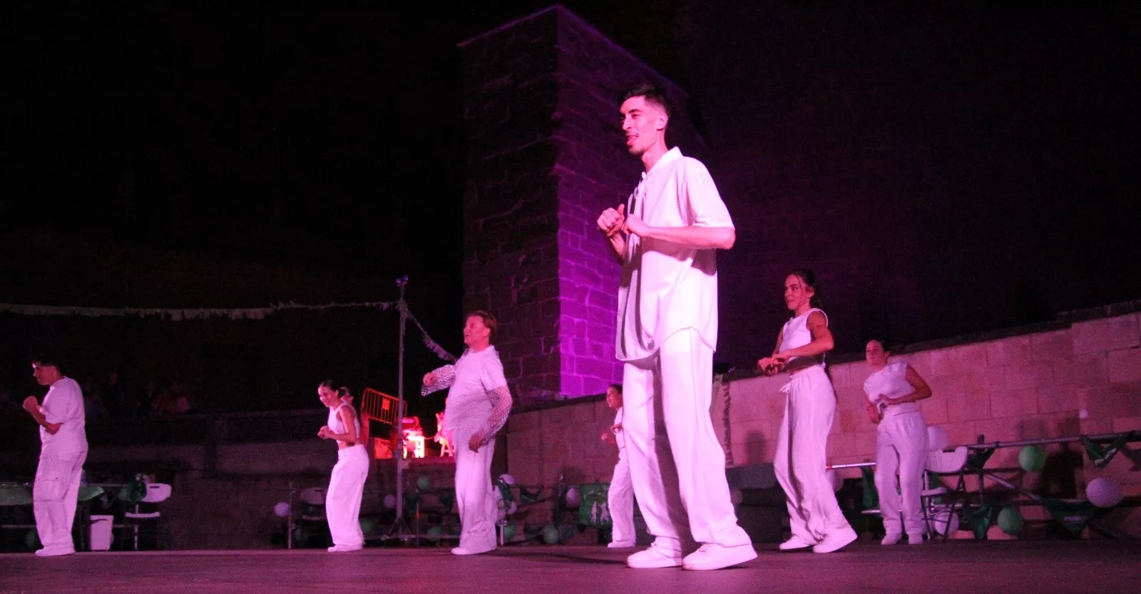Espectáculo 'Vamos a bailar' de Espacio Danza en Huesca. Foto Carlos Neofato