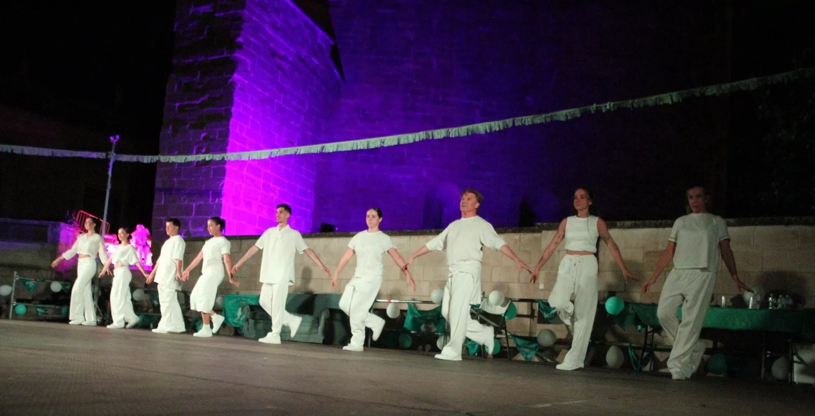 Espectáculo 'Vamos a bailar' de Espacio Danza en Huesca. Foto Carlos Neofato