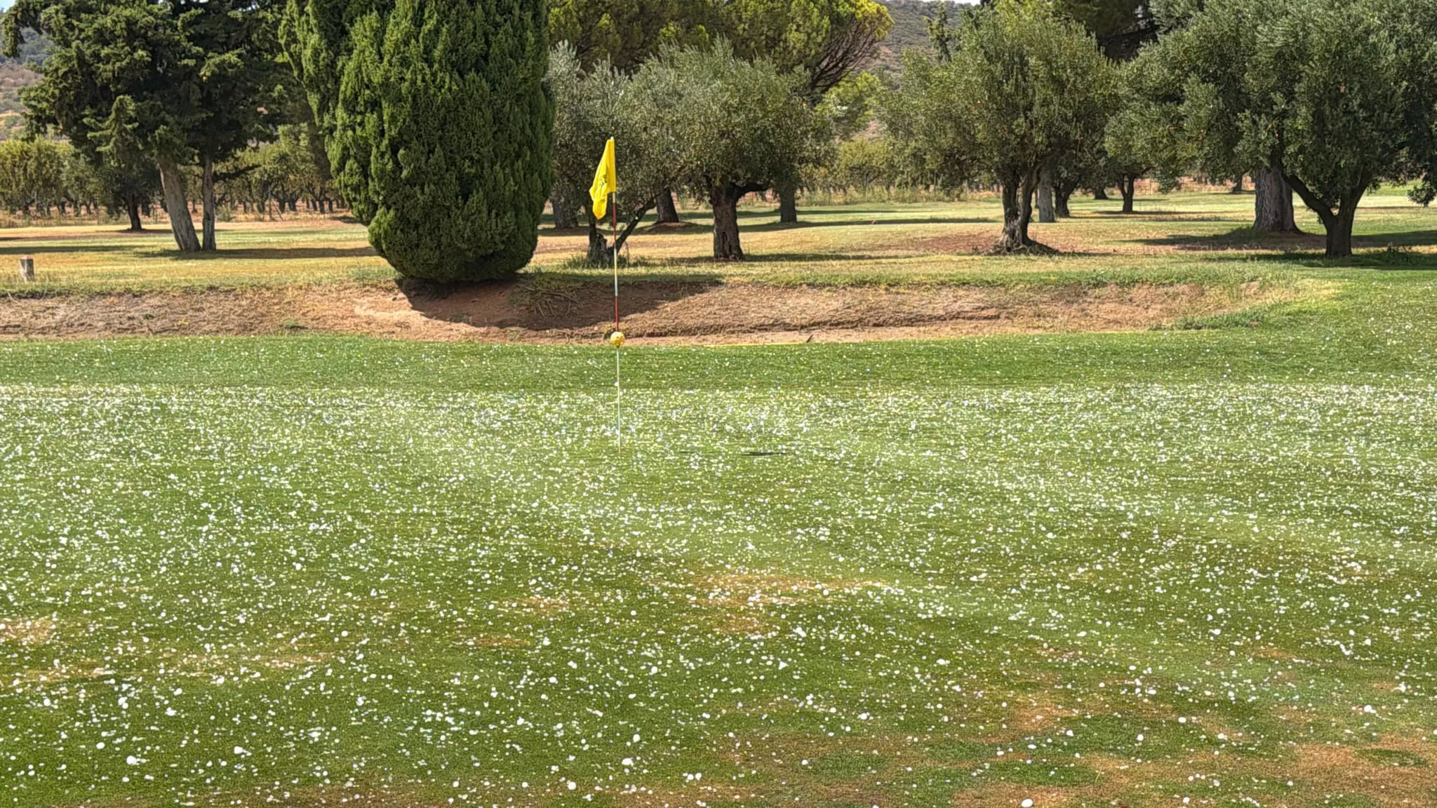 Granizo en Montmesa y el Golf de Guara