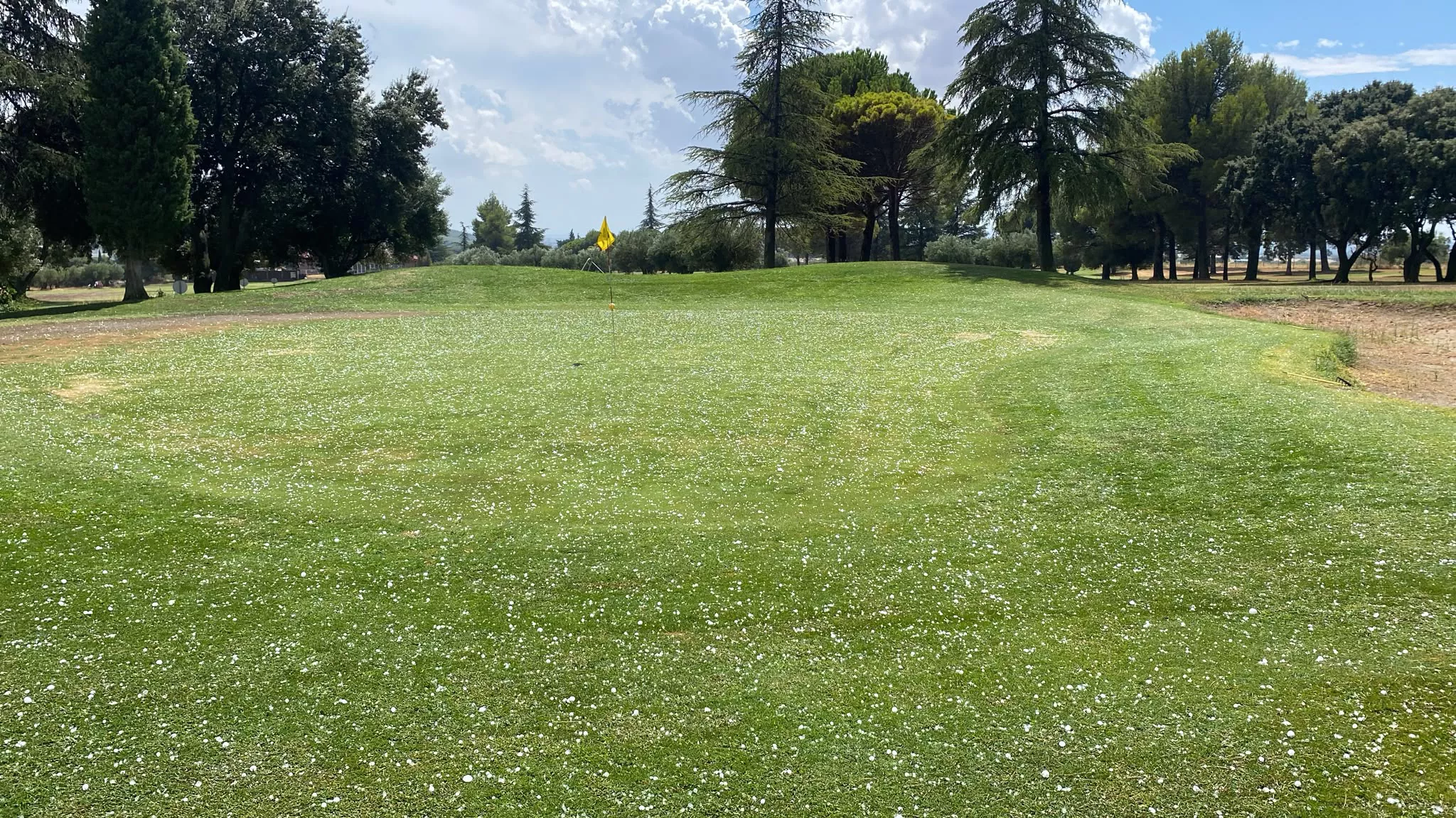 Granizo en Montmesa y el Golf de Guara