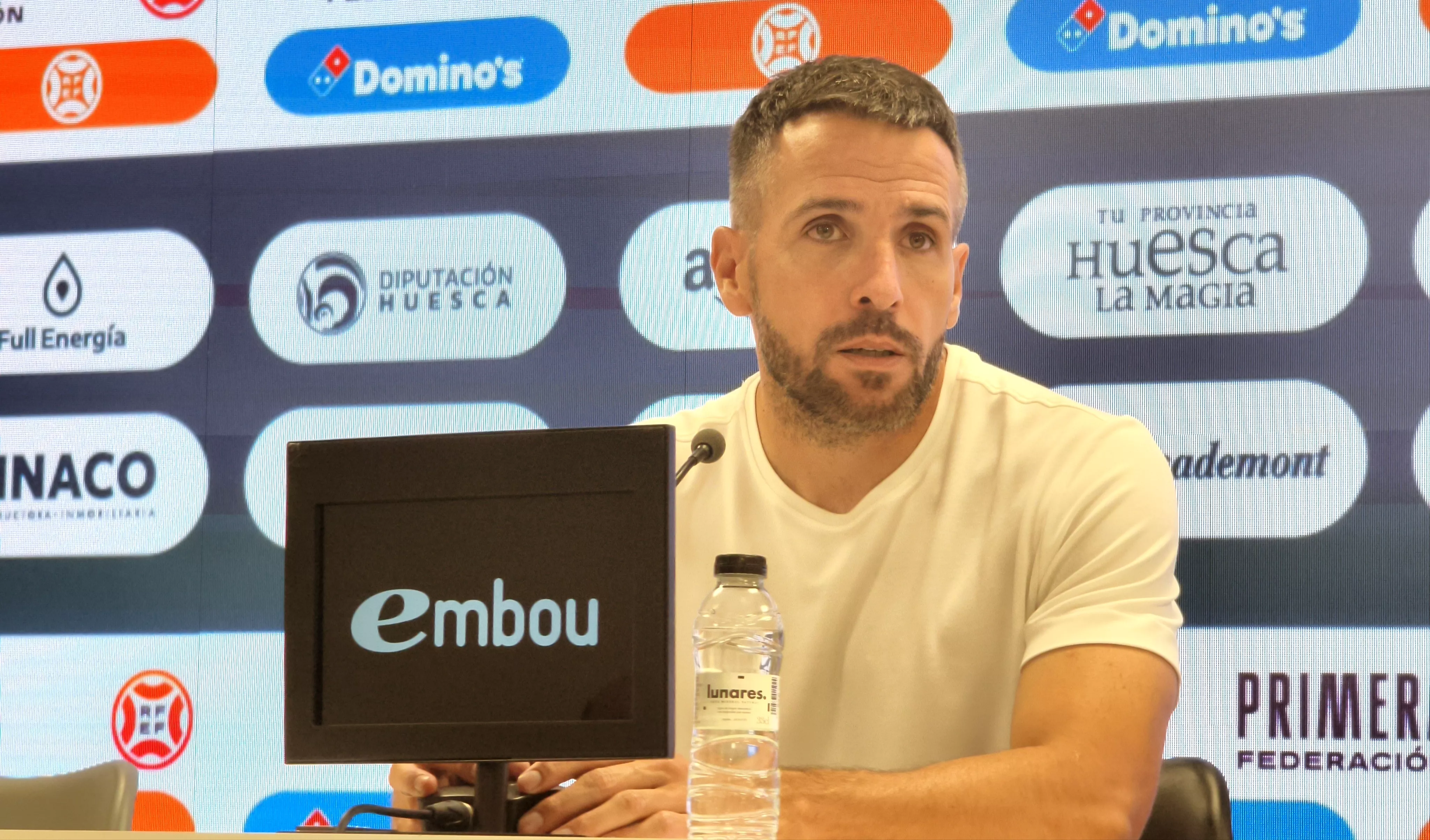  El técnico de la SD Huesca, Raúl Jardiel. Foto María José Sampietro