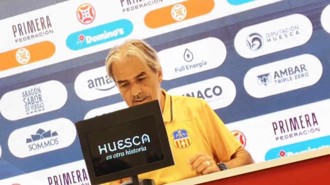 Natxo González, entrenador del Sant Andreu. Natxo González, entrenador del Sant Andreu.