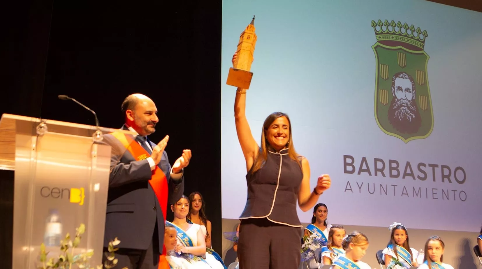 Presentación de las Damas de las Fiestas en Honor de la Natividad de Nuestra Señora de 2026.