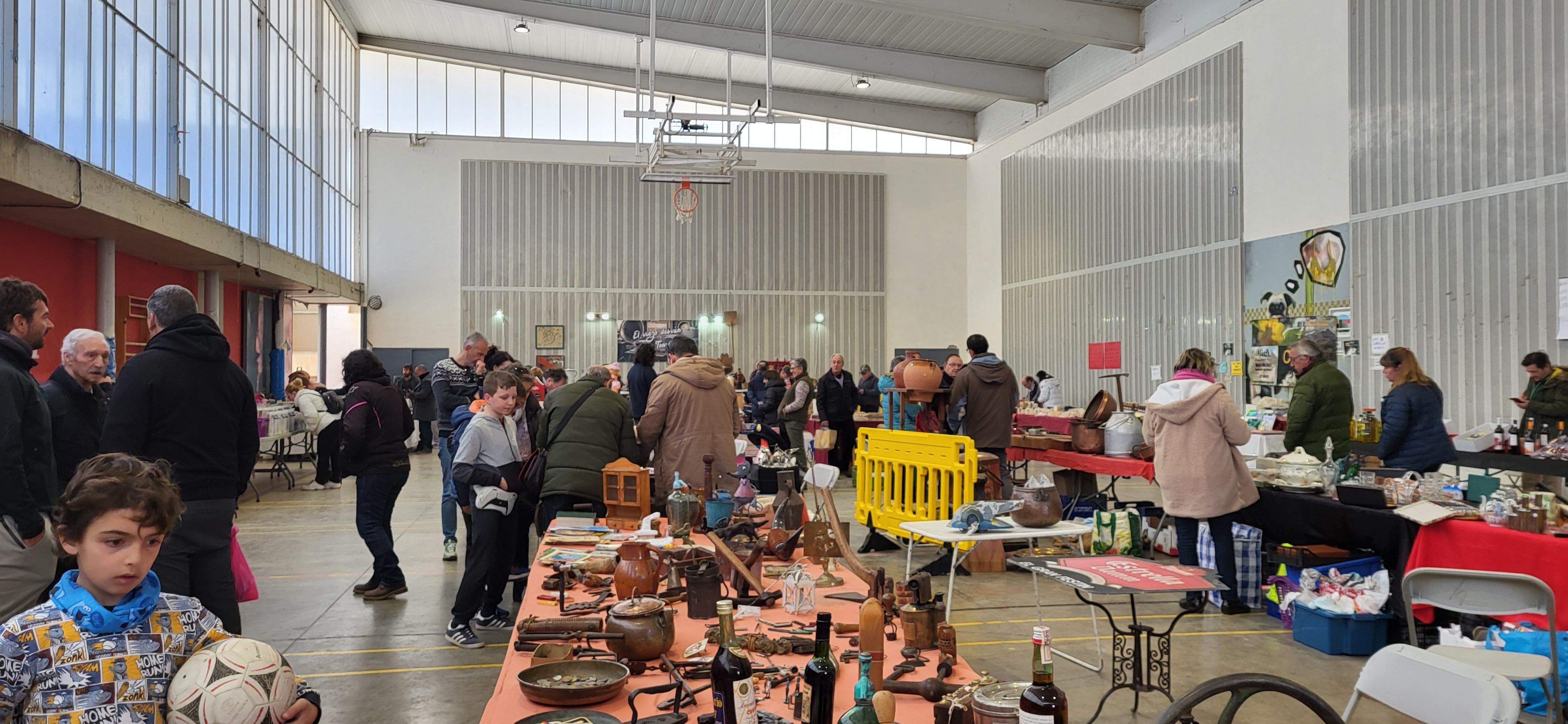 Mercado de trueque celebrado en Tierz. Foto: Mercedes Manterola