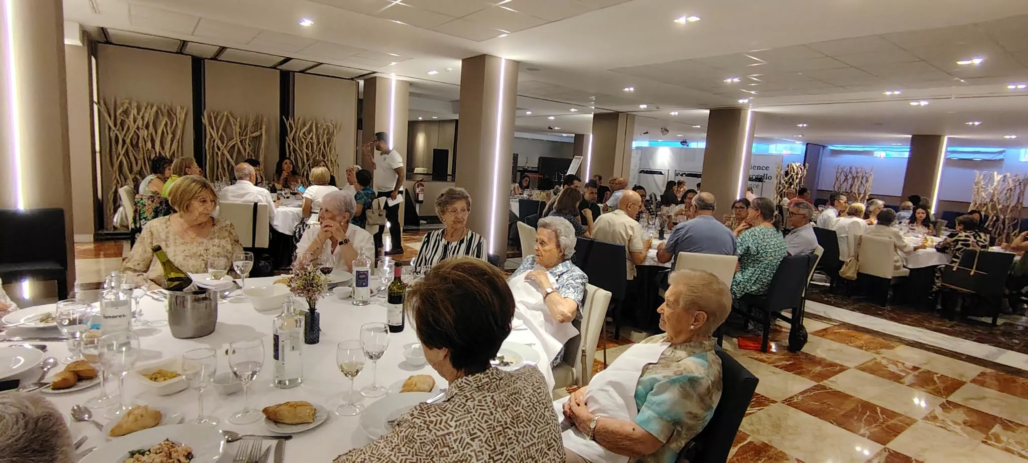 Homenaje en el Hotel Pedro I a Luis Gurucharri. Foto Félix Batalla