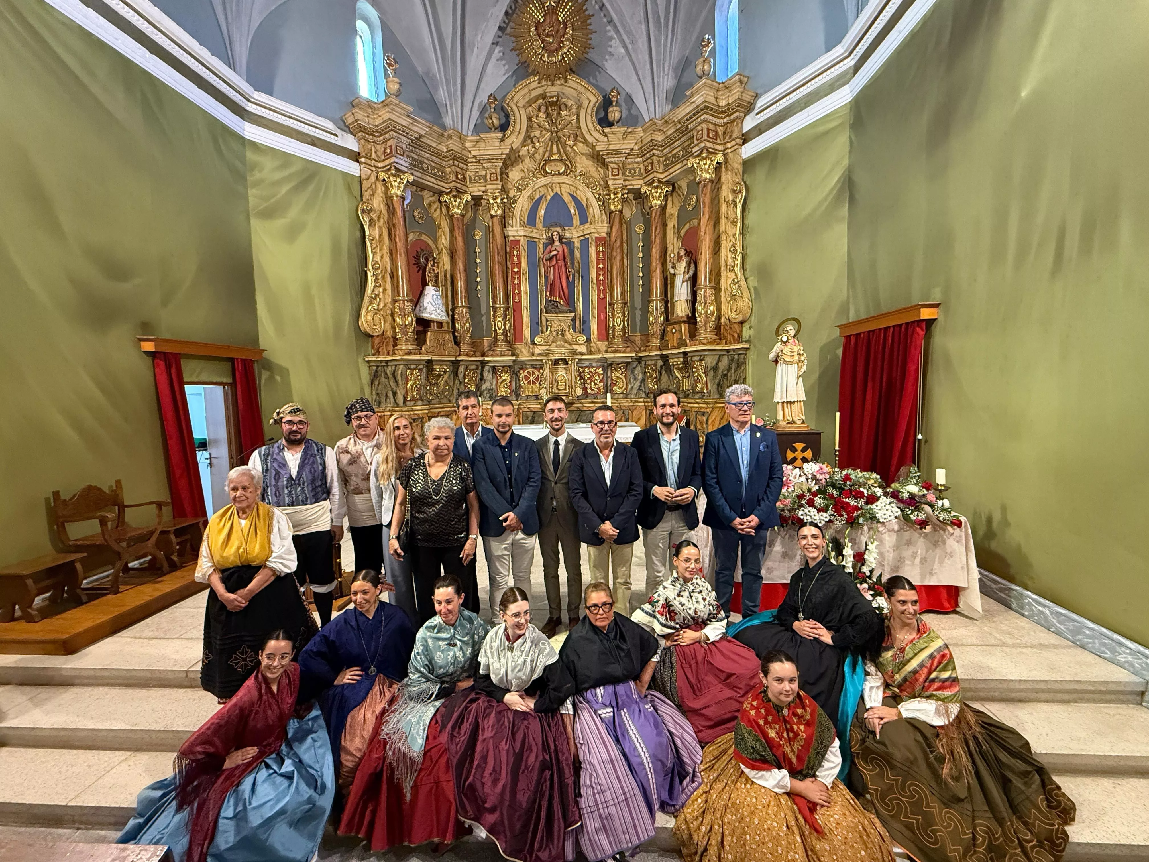 Autoridades presentes en las fiestas de Alcampell
