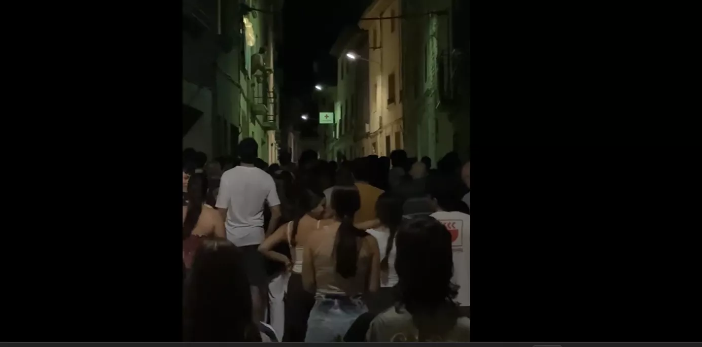 Los vecinos de Almudévar evitan un intento de okupación en una vivienda.