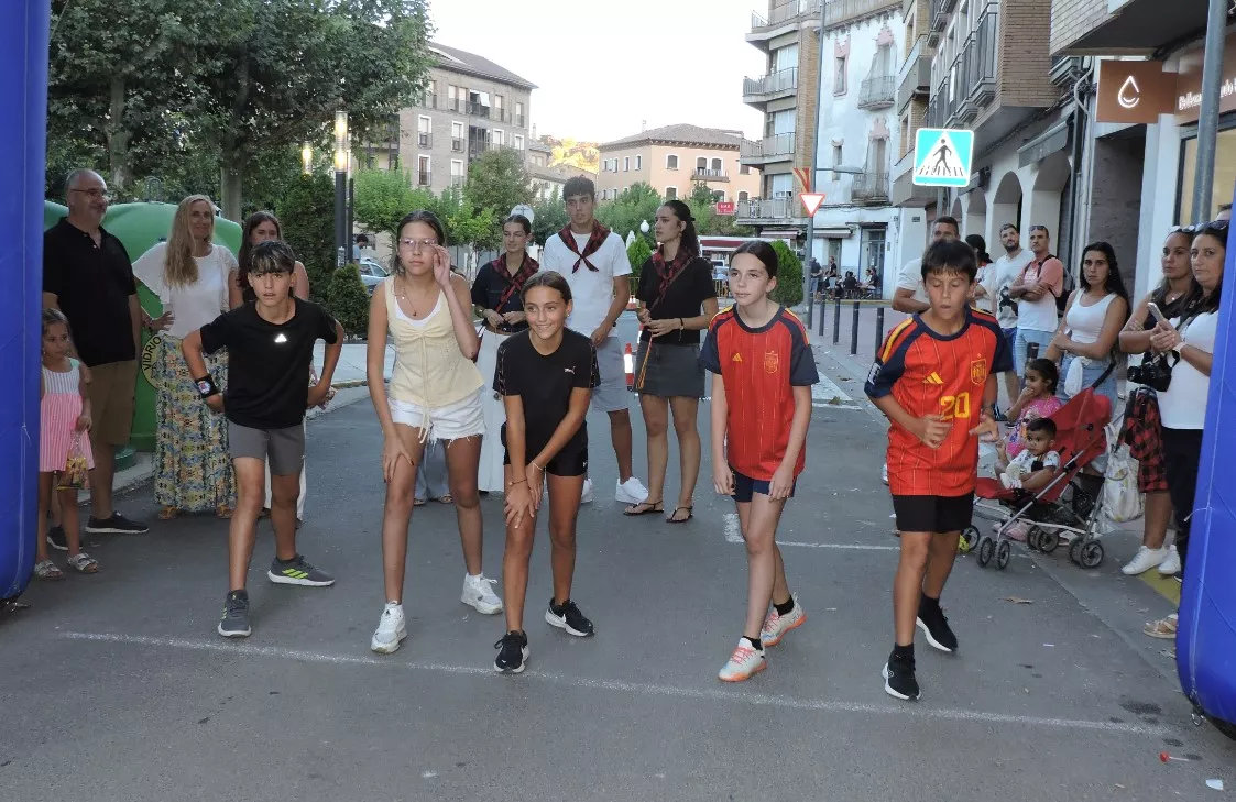 Niños y niñas de 12 y 13 años