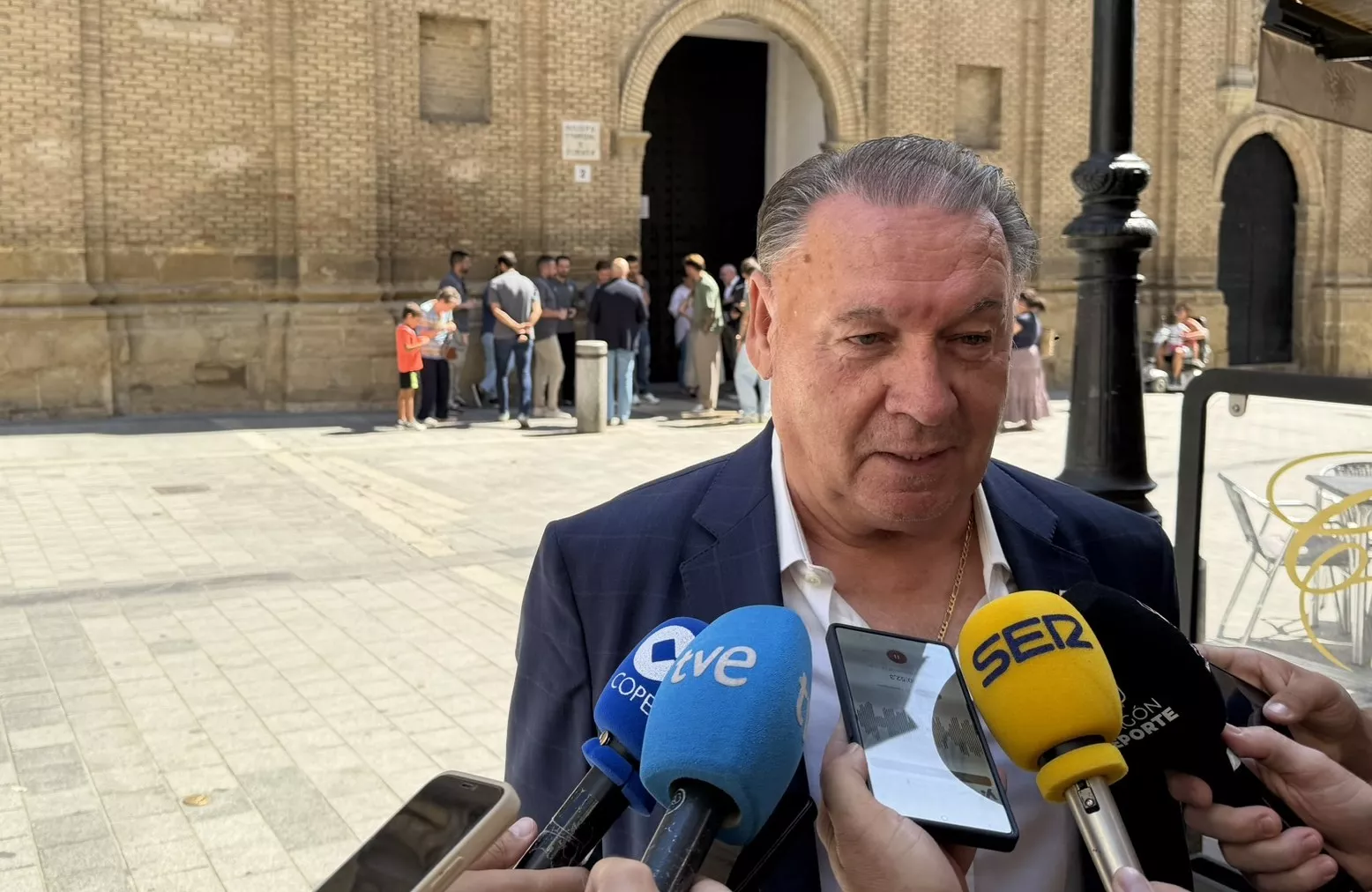 Agustín Lasaosa, presidente del Huesca: "Hay que recuperar nuestros valores". Foto: Adri Mora