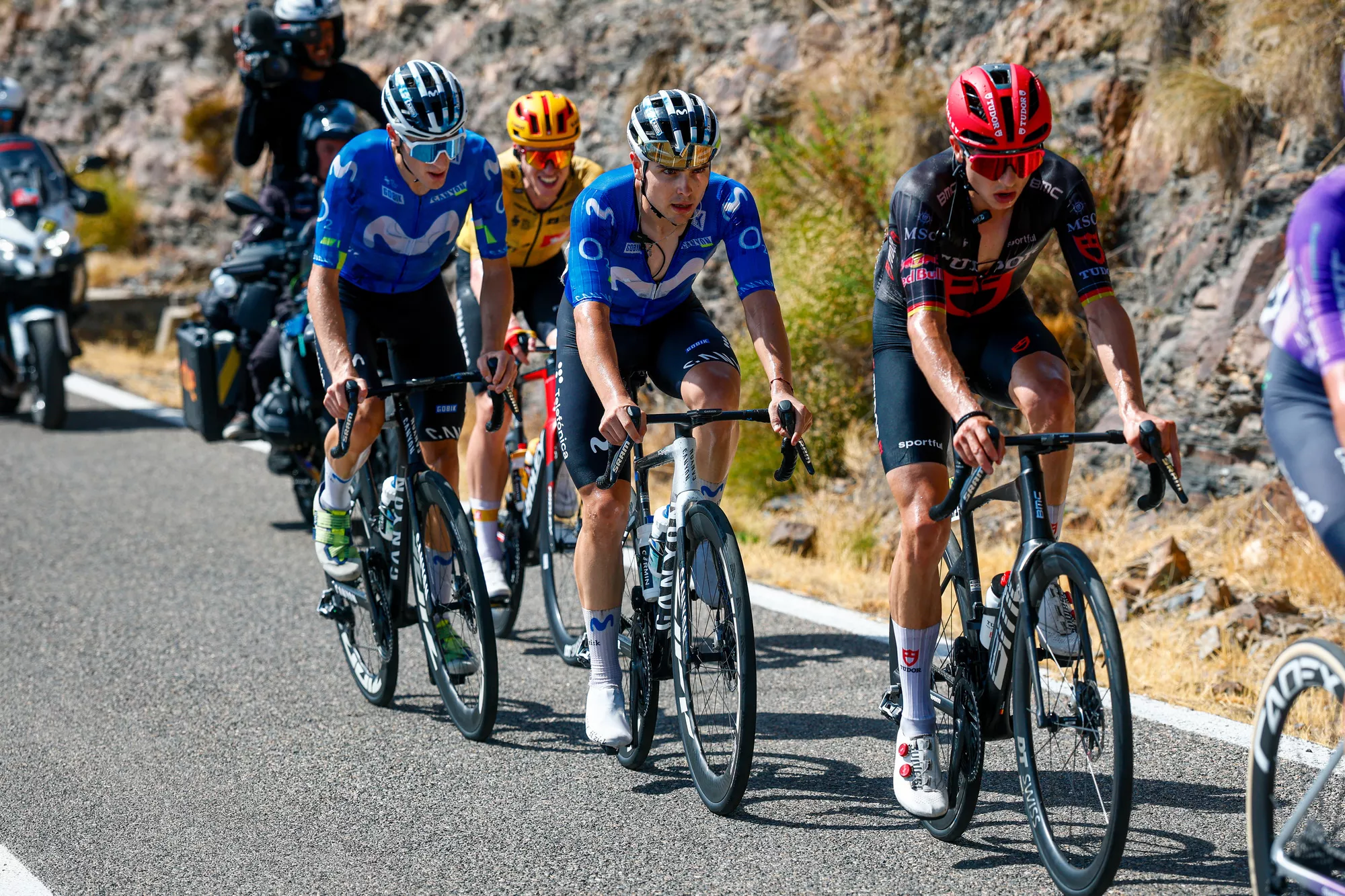 Castrillo, junto a su compañero García Pierna, en la fuga del día. Foto: Movistar Team