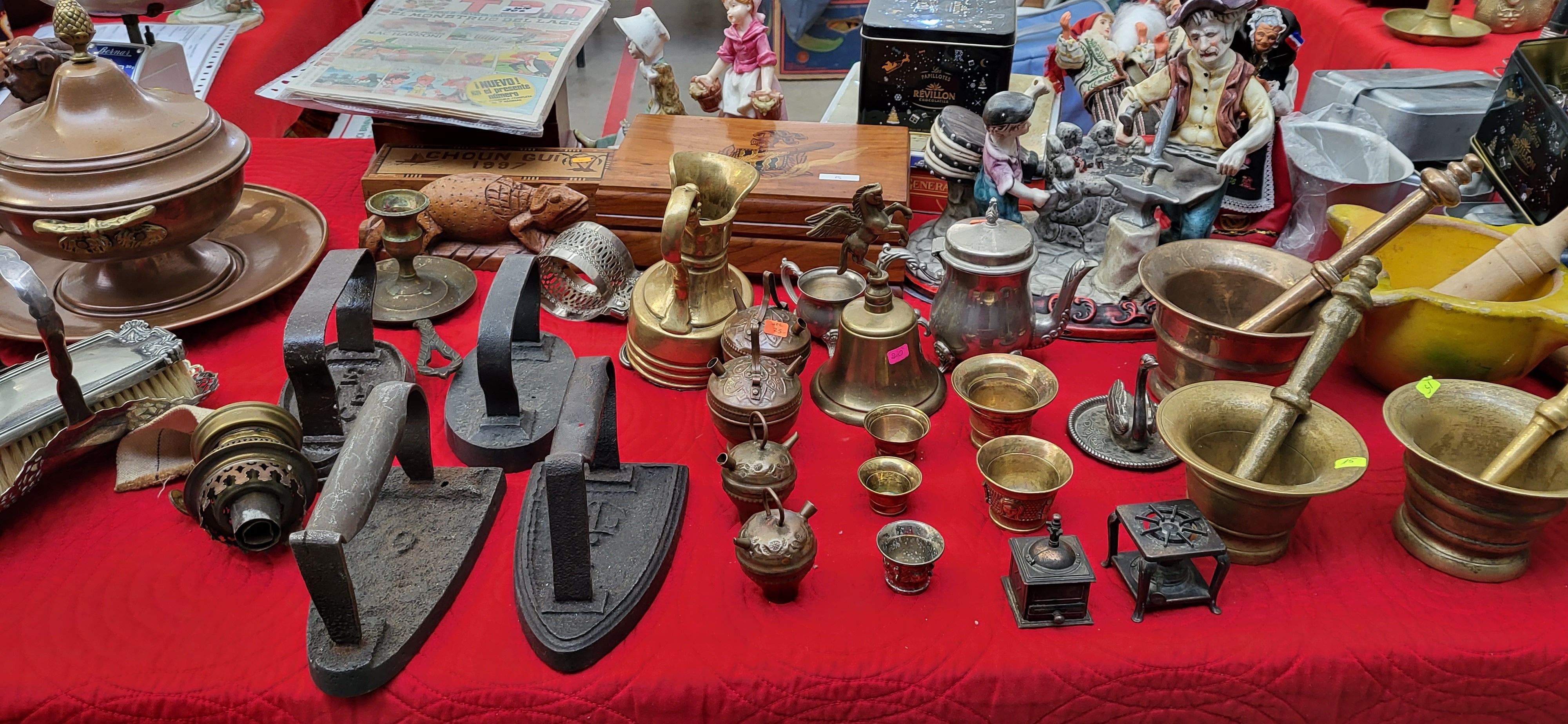 Mercado de trueque celebrado en Tierz. Foto: Mercedes Manterola