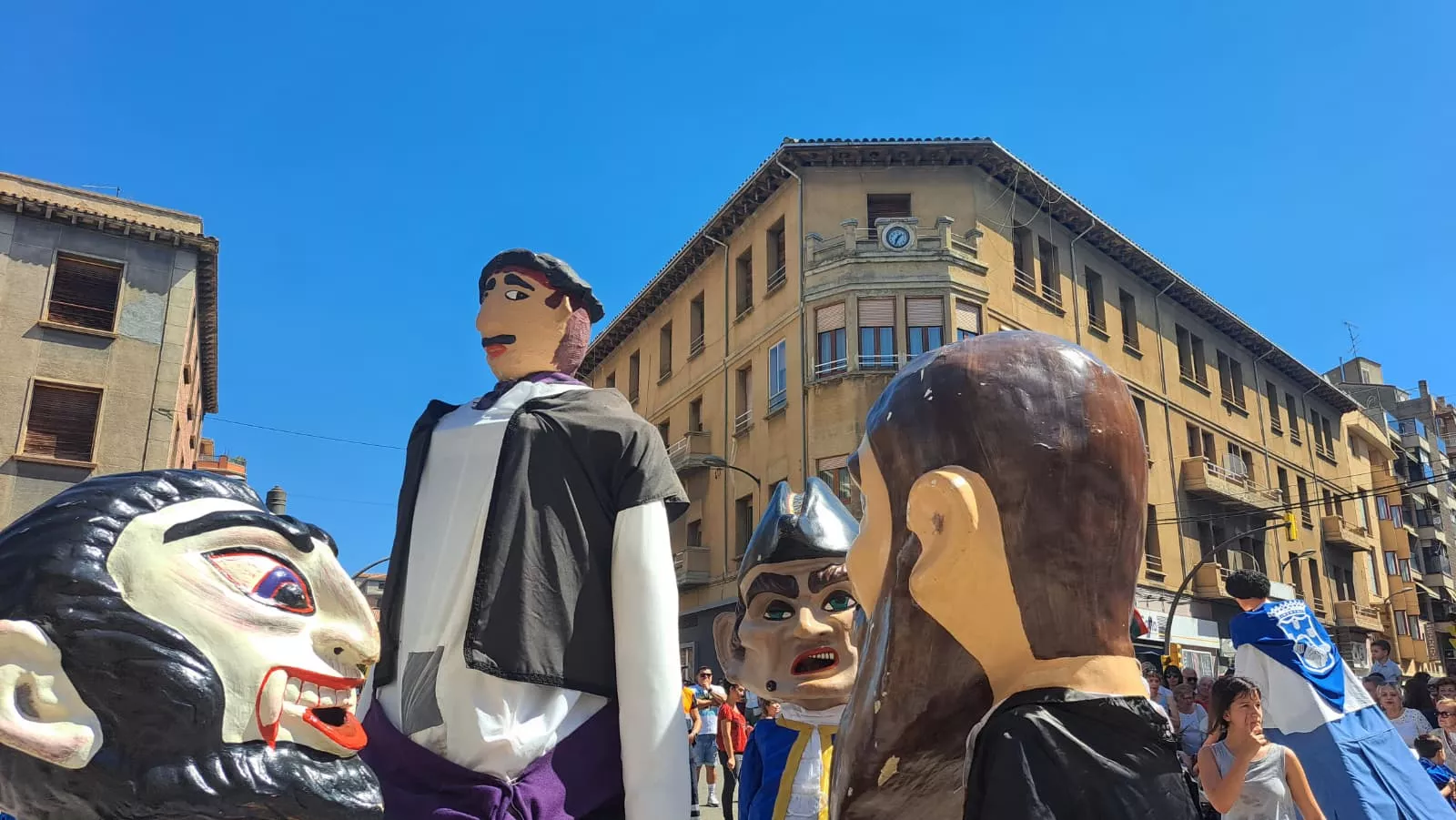 Inicio de las fiestas de Barbastro 2026.