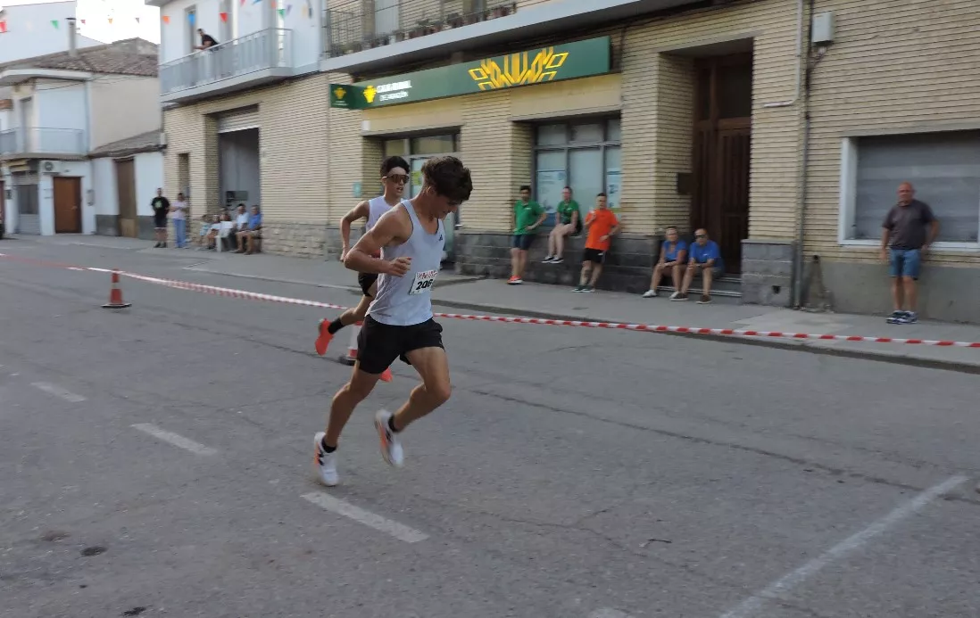 Pedro Blasco ganando una prima a Iván Benedicto