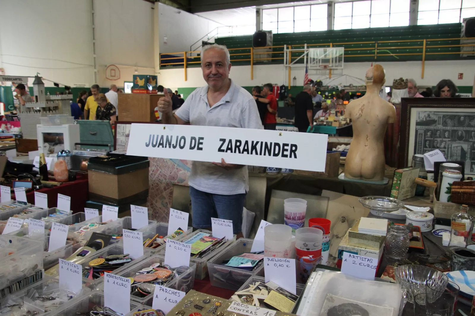 Feria Replega del coleccionismo de Monzón. Foto Carlos Neofato
