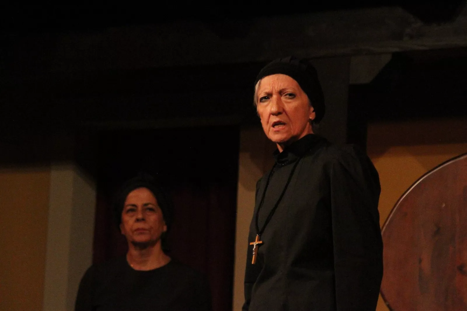 Representación del Teatro de Robras de la obra "Perra fiel". Foto Carlos Neofato