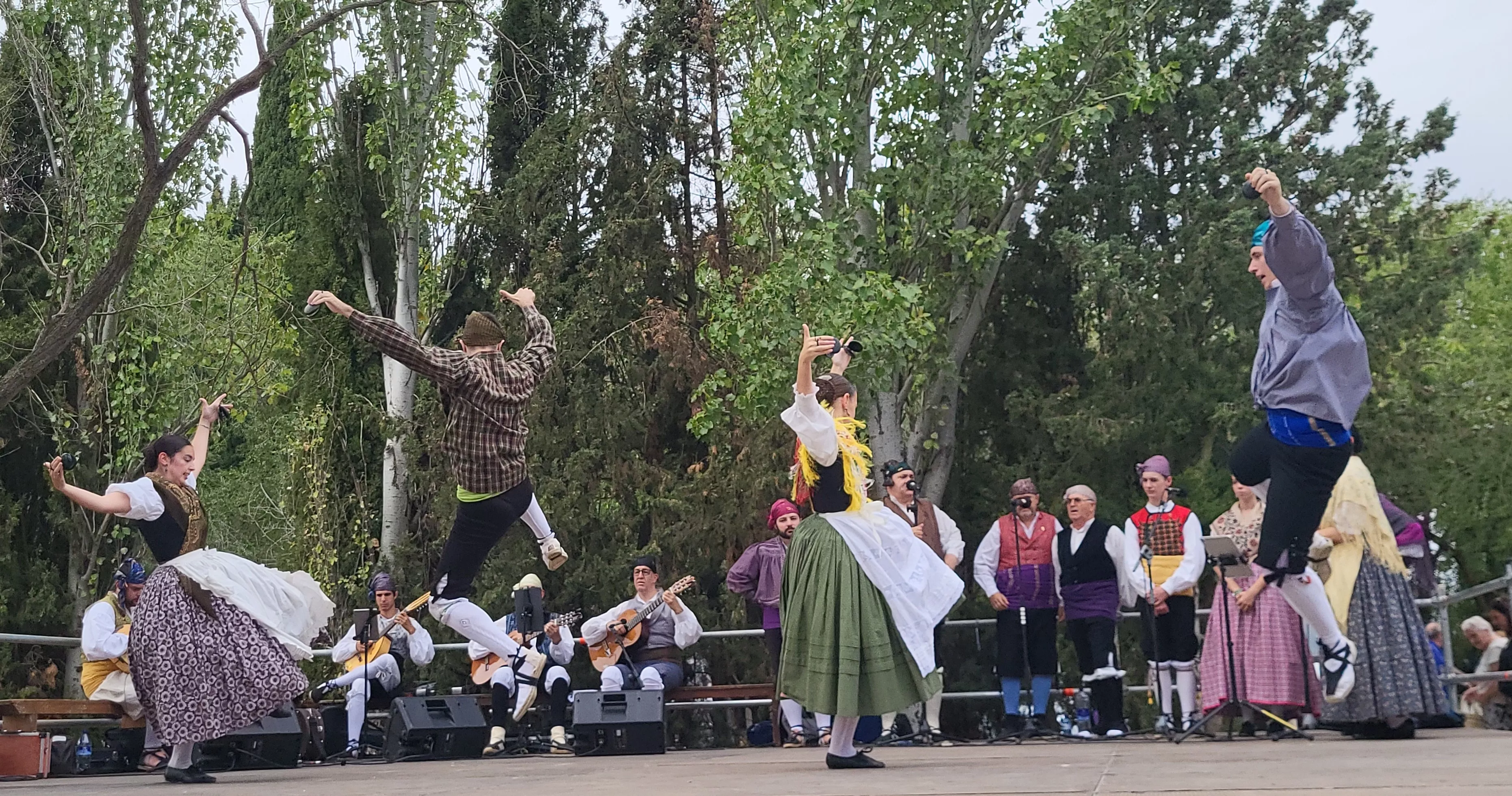 Romería a la ermita de Nuestra Señora de Salas y de la Huerta. Foto Mercedes Manterola