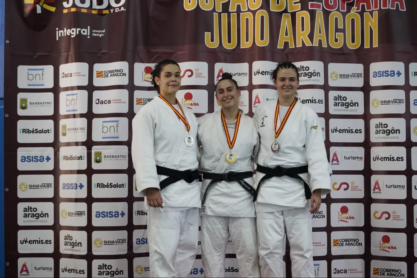 Podio femenino Supercopa Junior