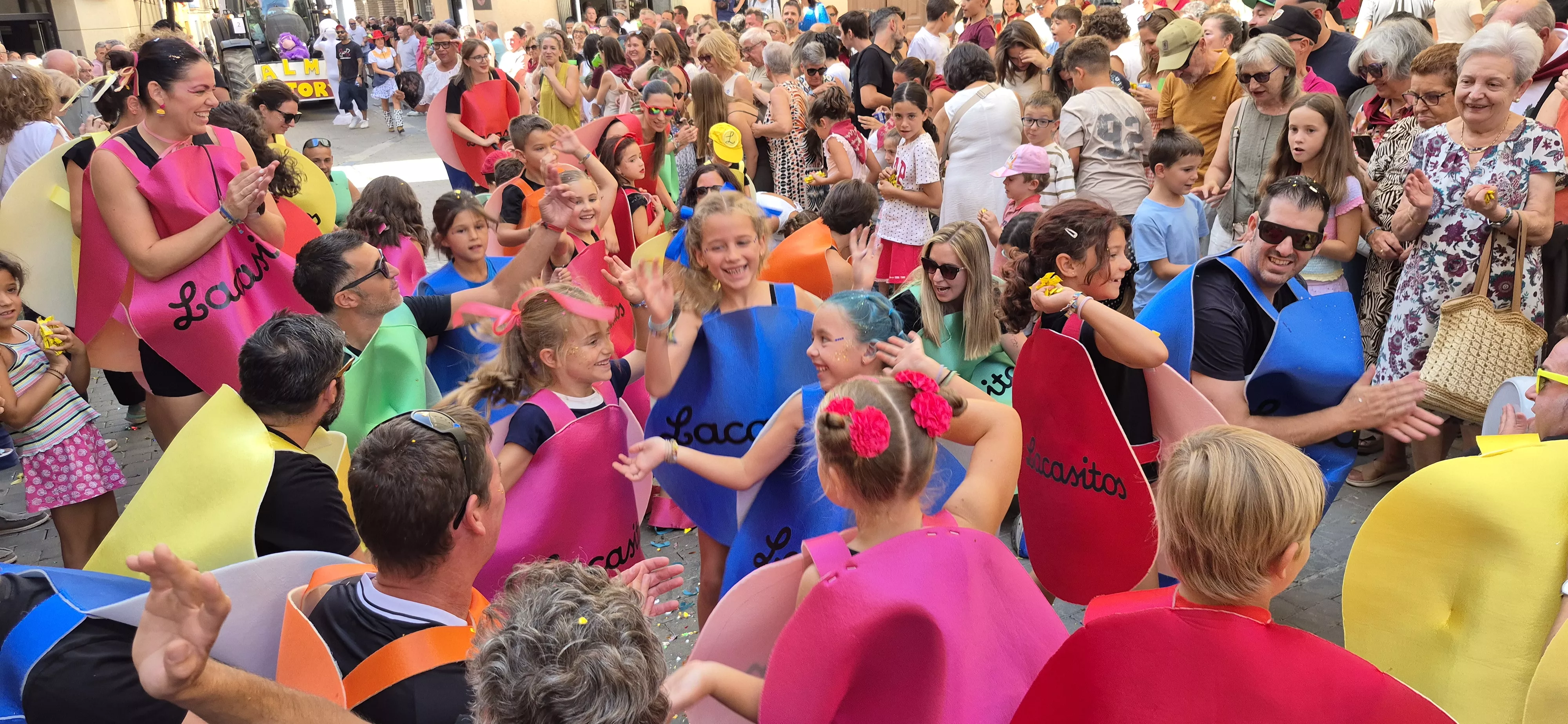 Imágenes del inicio de las fiestas de Almudévar 2026. Foto Myriam Martínez