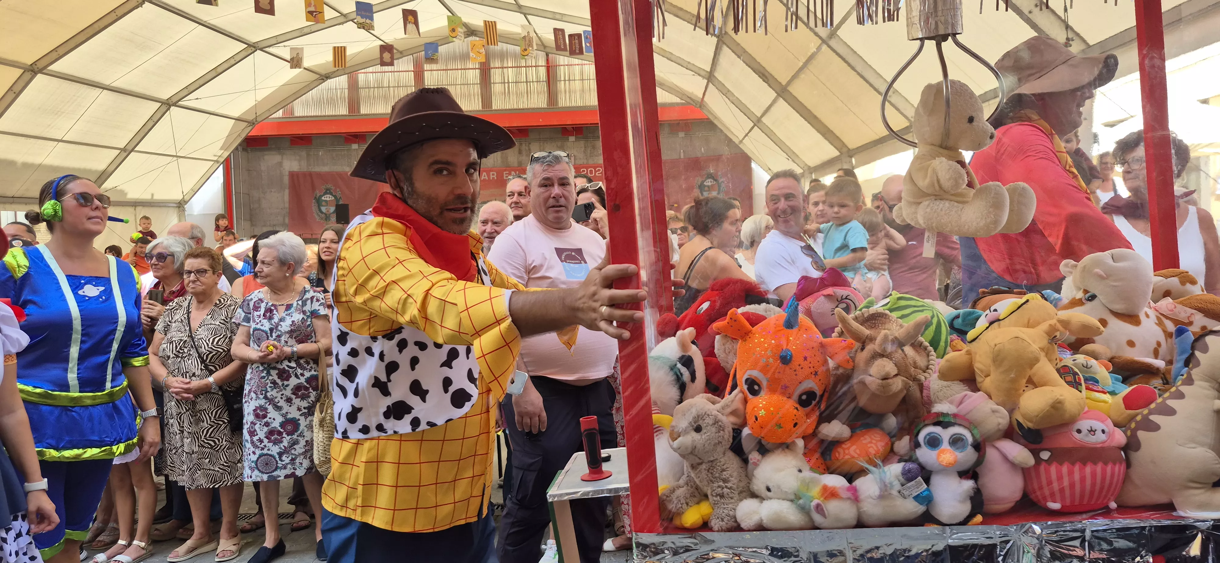 Imágenes del inicio de las fiestas de Almudévar 2026. Foto Myriam Martínez