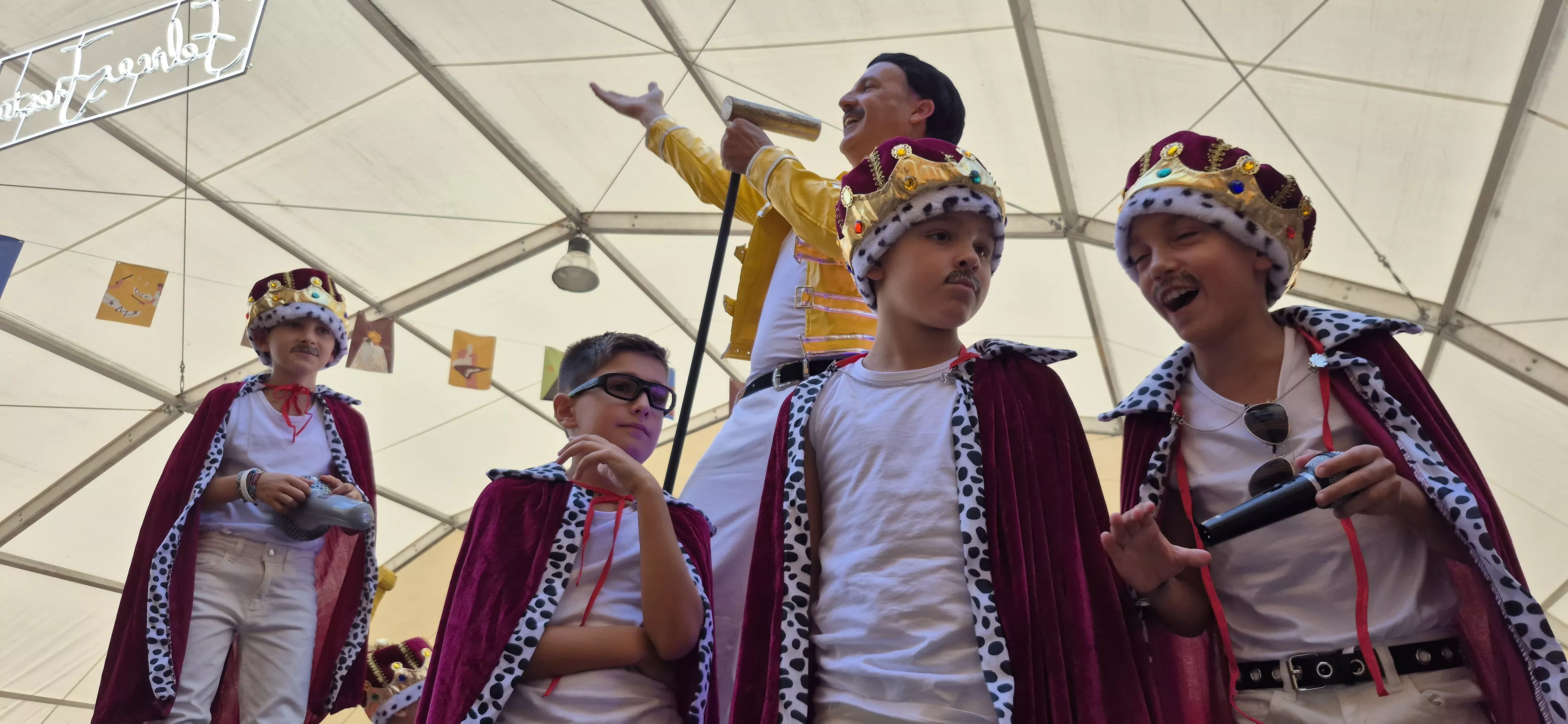 Imágenes del inicio de las fiestas de Almudévar 2026. Foto Myriam Martínez
