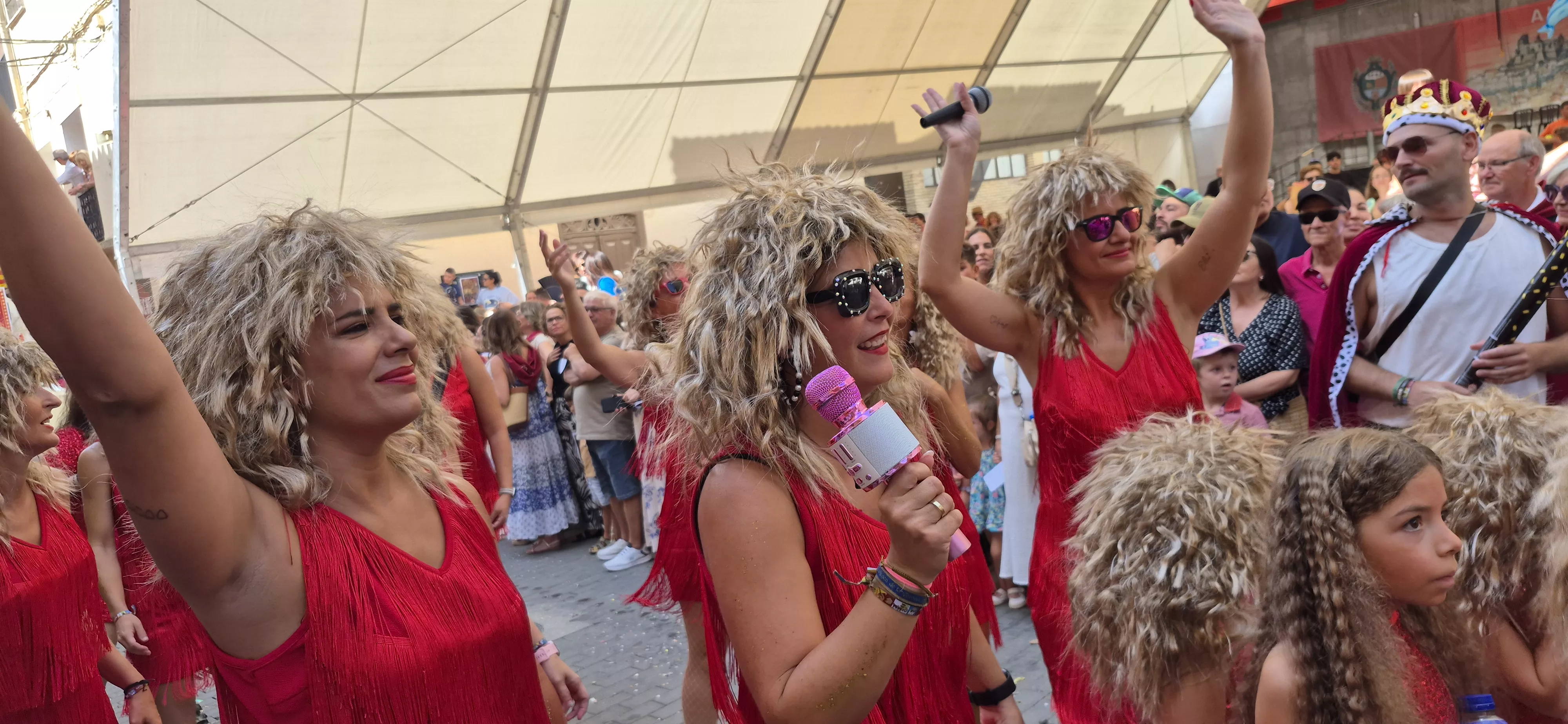 Imágenes del inicio de las fiestas de Almudévar 2026. Foto Myriam Martínez