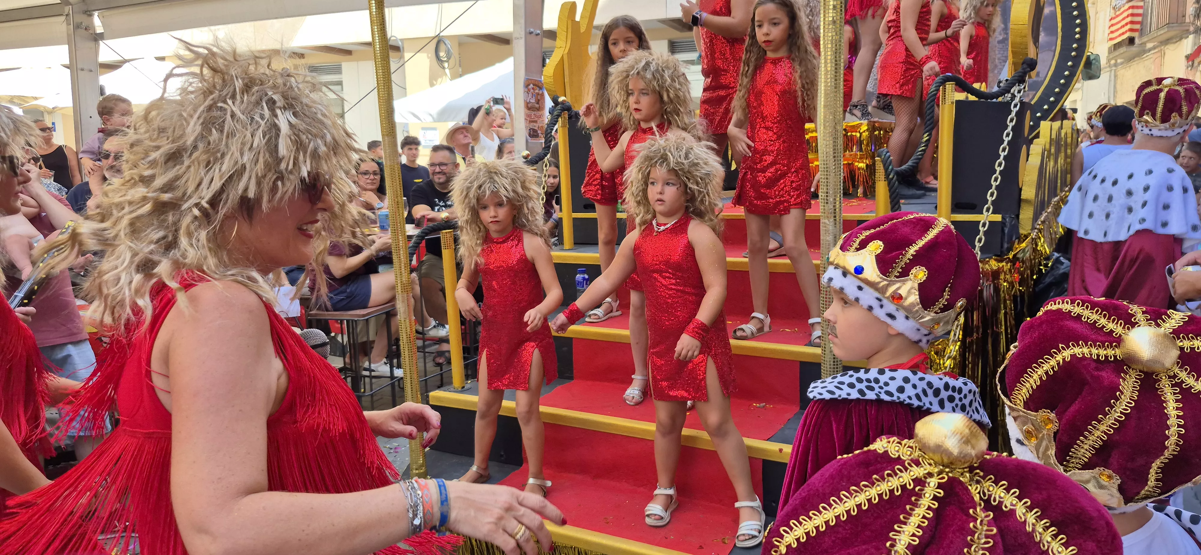 Imágenes del inicio de las fiestas de Almudévar 2026. Foto Myriam Martínez