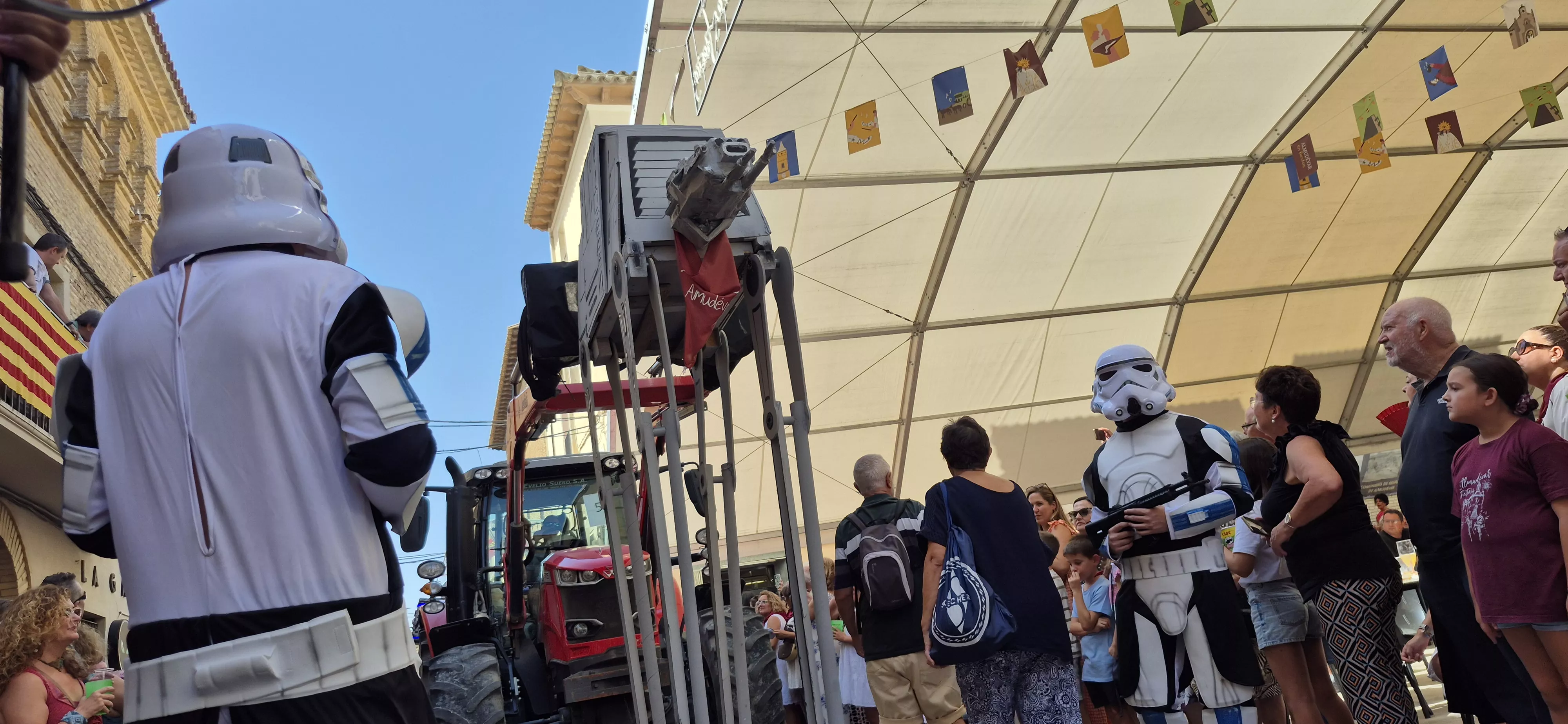 Imágenes del inicio de las fiestas de Almudévar 2026. Foto Myriam Martínez