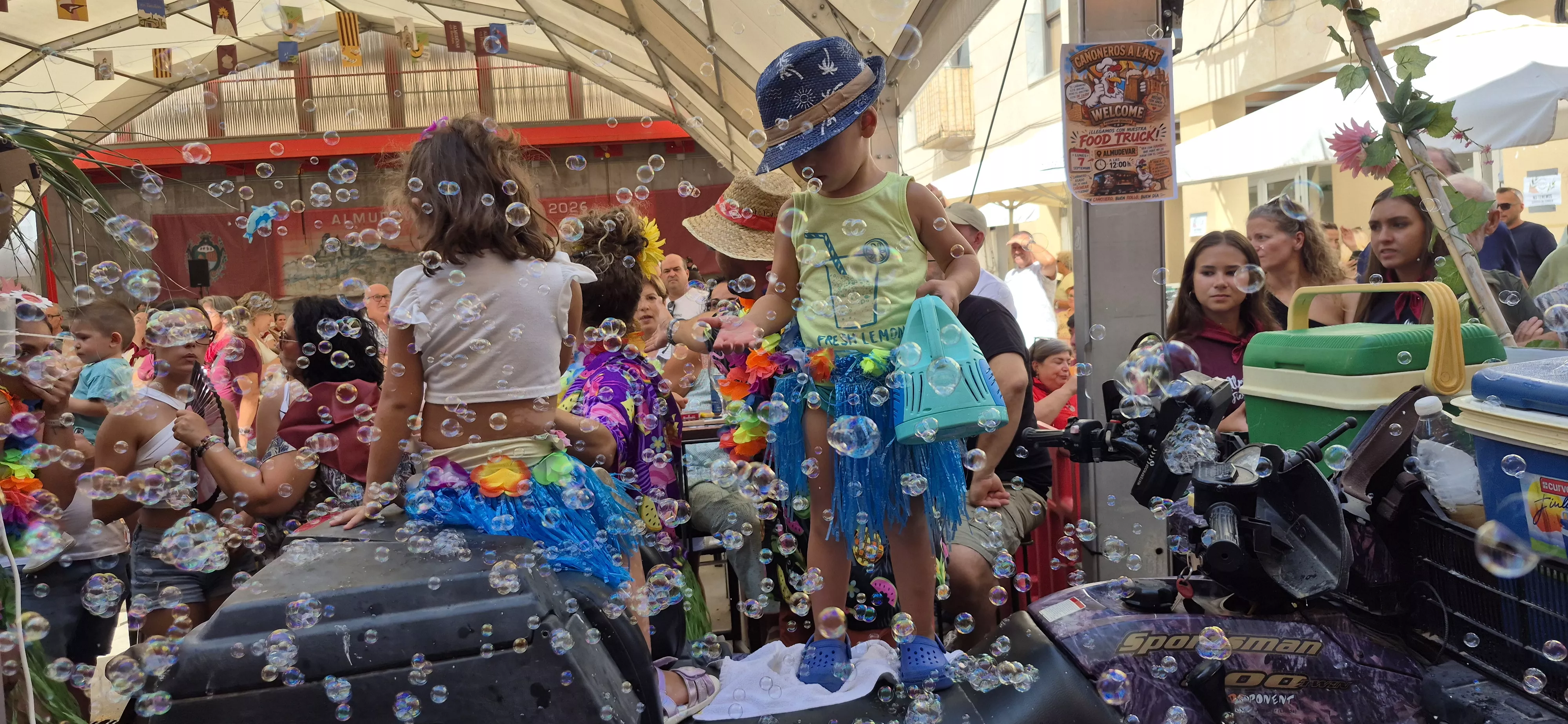 Imágenes del inicio de las fiestas de Almudévar 2026. Foto Myriam Martínez