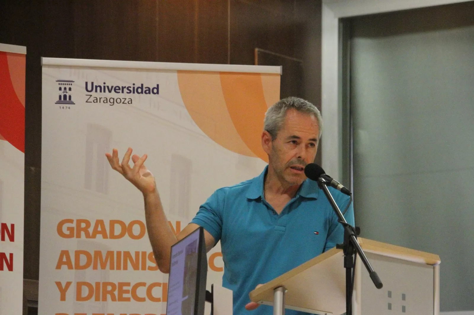 Inicio del curso de ADE y Gestión y Administración de Empresas. Foto Carlos Neofato