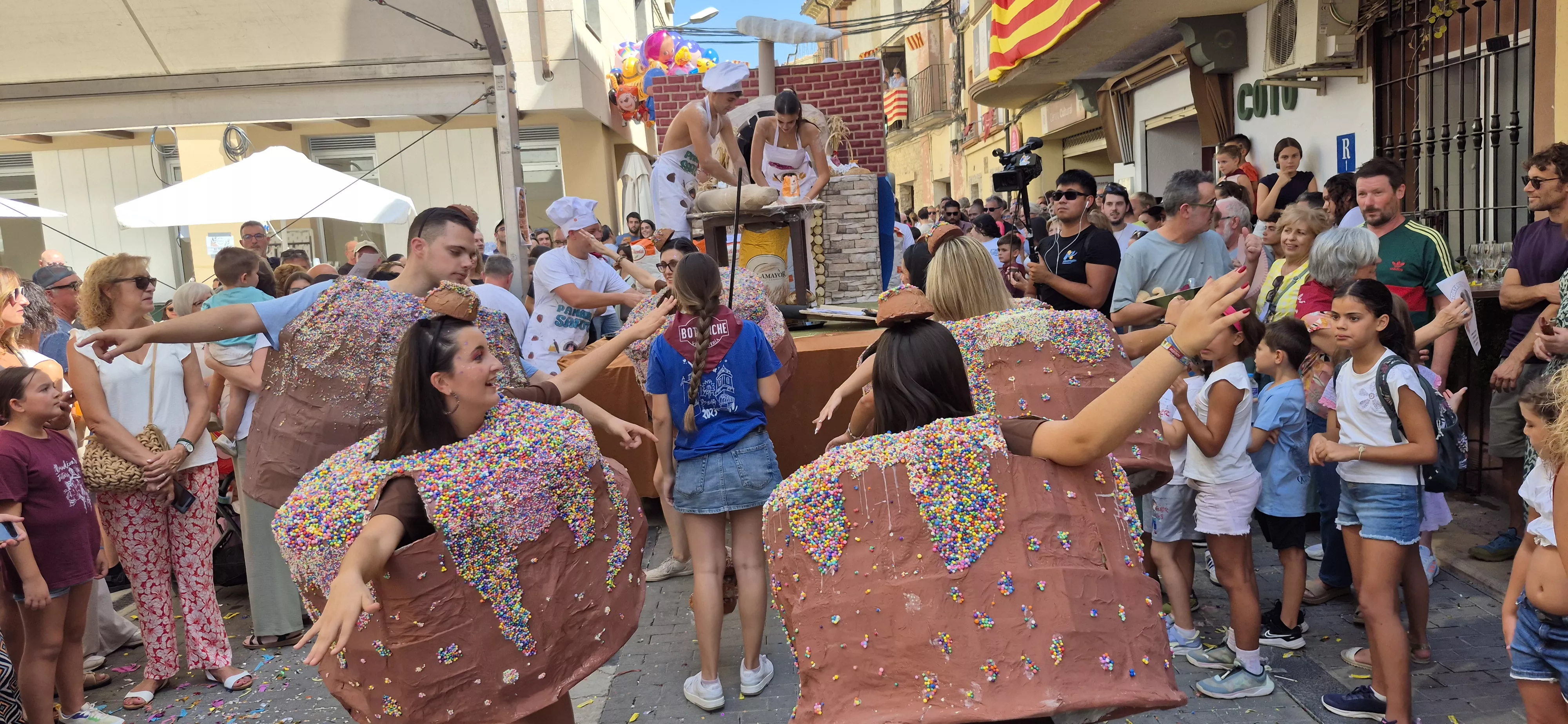 Imágenes del inicio de las fiestas de Almudévar 2026. Foto Myriam Martínez