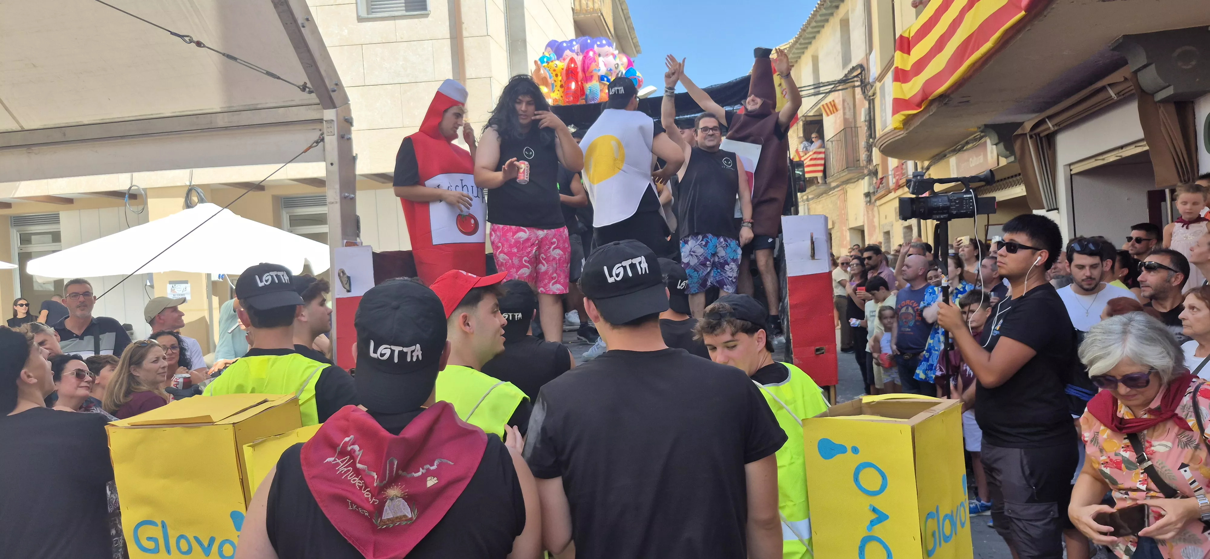 Imágenes del inicio de las fiestas de Almudévar 2026. Foto Myriam Martínez
