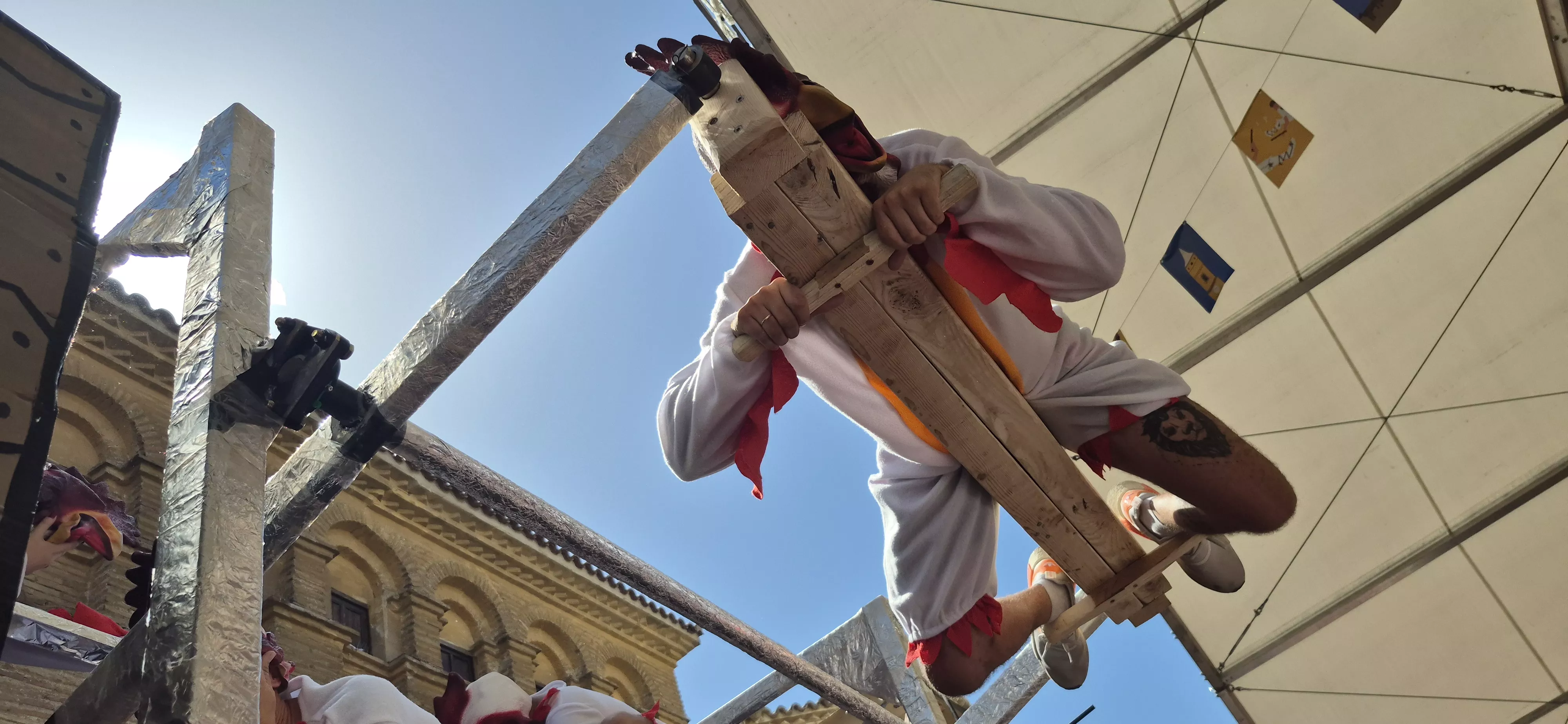 Imágenes del inicio de las fiestas de Almudévar 2026. Foto Myriam Martínez