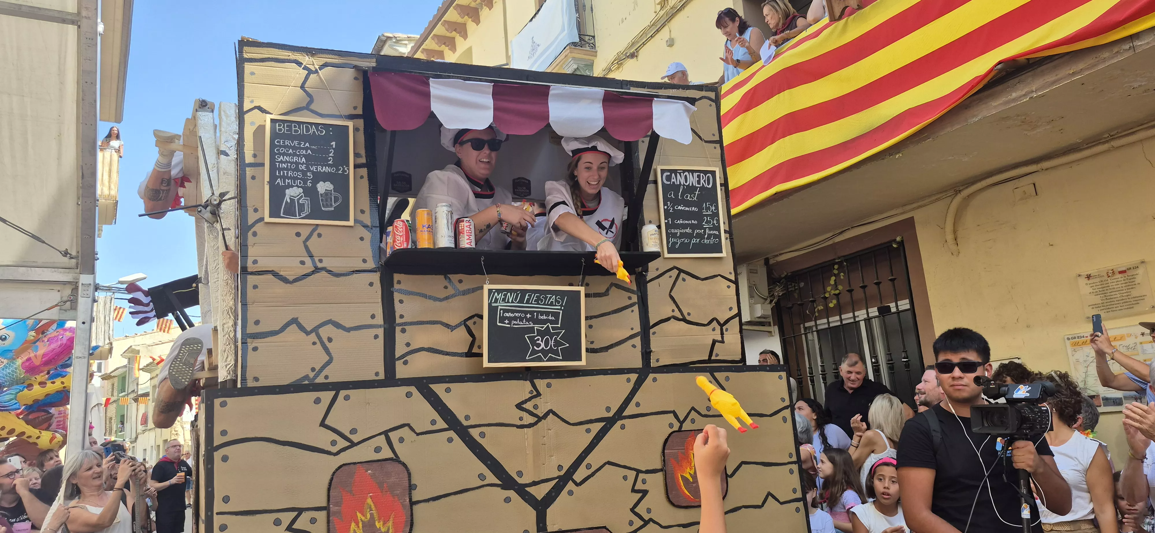 Imágenes del inicio de las fiestas de Almudévar 2026. Foto Myriam Martínez