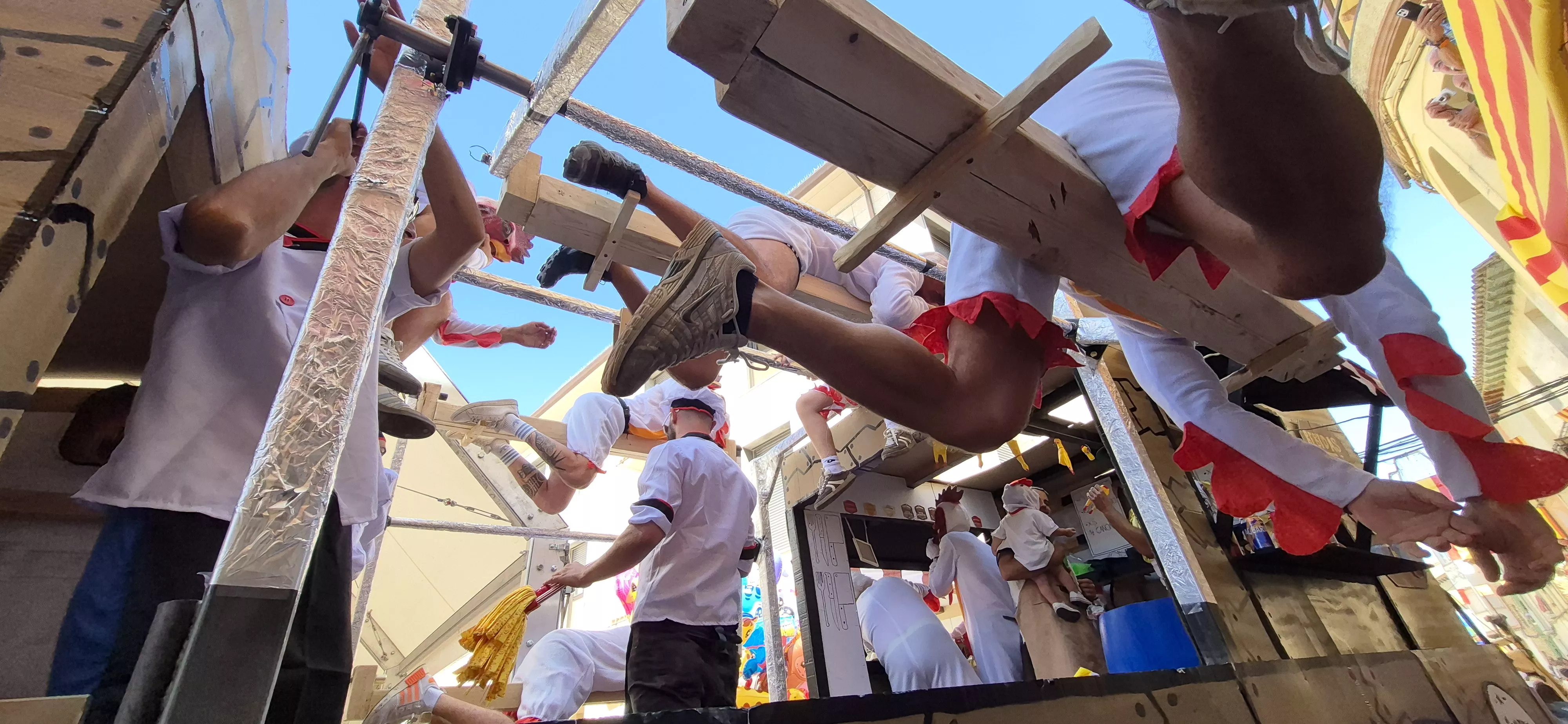 Imágenes del inicio de las fiestas de Almudévar 2026. Foto Myriam Martínez