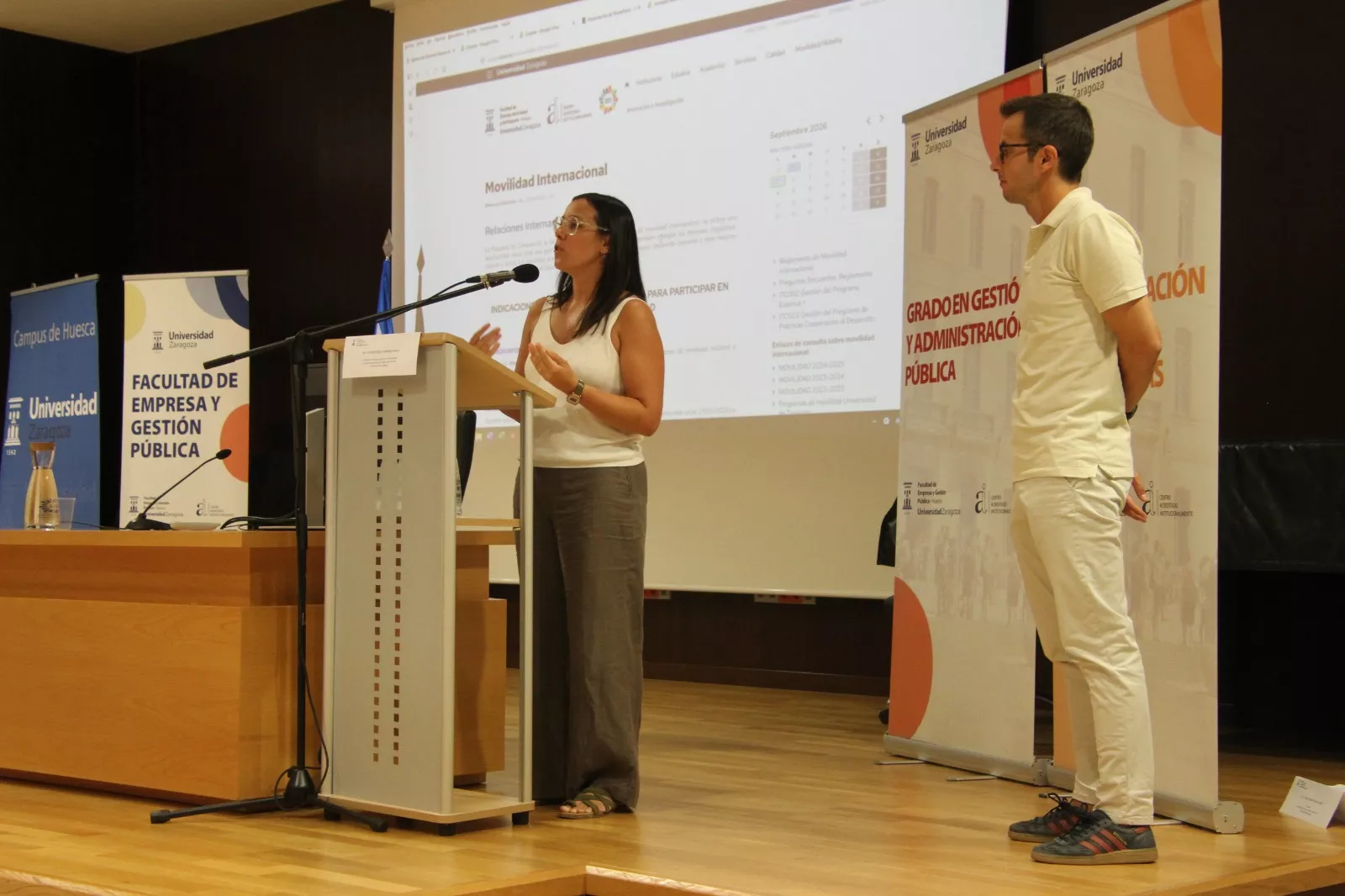 Inicio del curso de Ciencias de la Salud y el Deporte. Foto Carlos Neofato