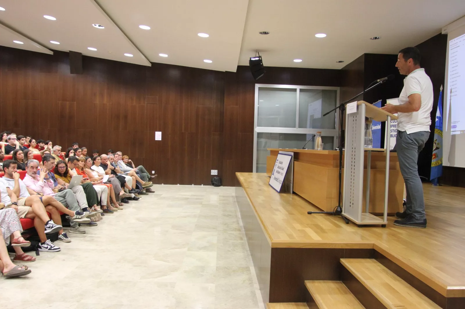 Inicio del curso de Ciencias de la Salud y el Deporte. Foto Carlos Neofato