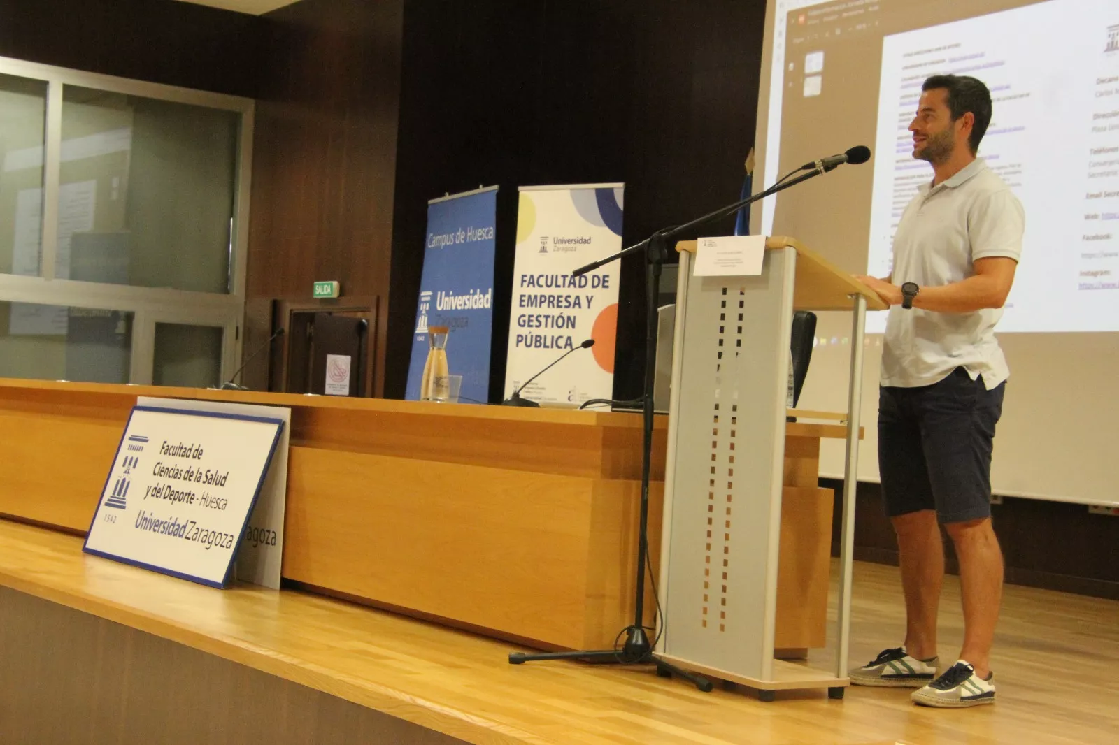 Inicio del curso de Ciencias de la Salud y el Deporte. Foto Carlos Neofato