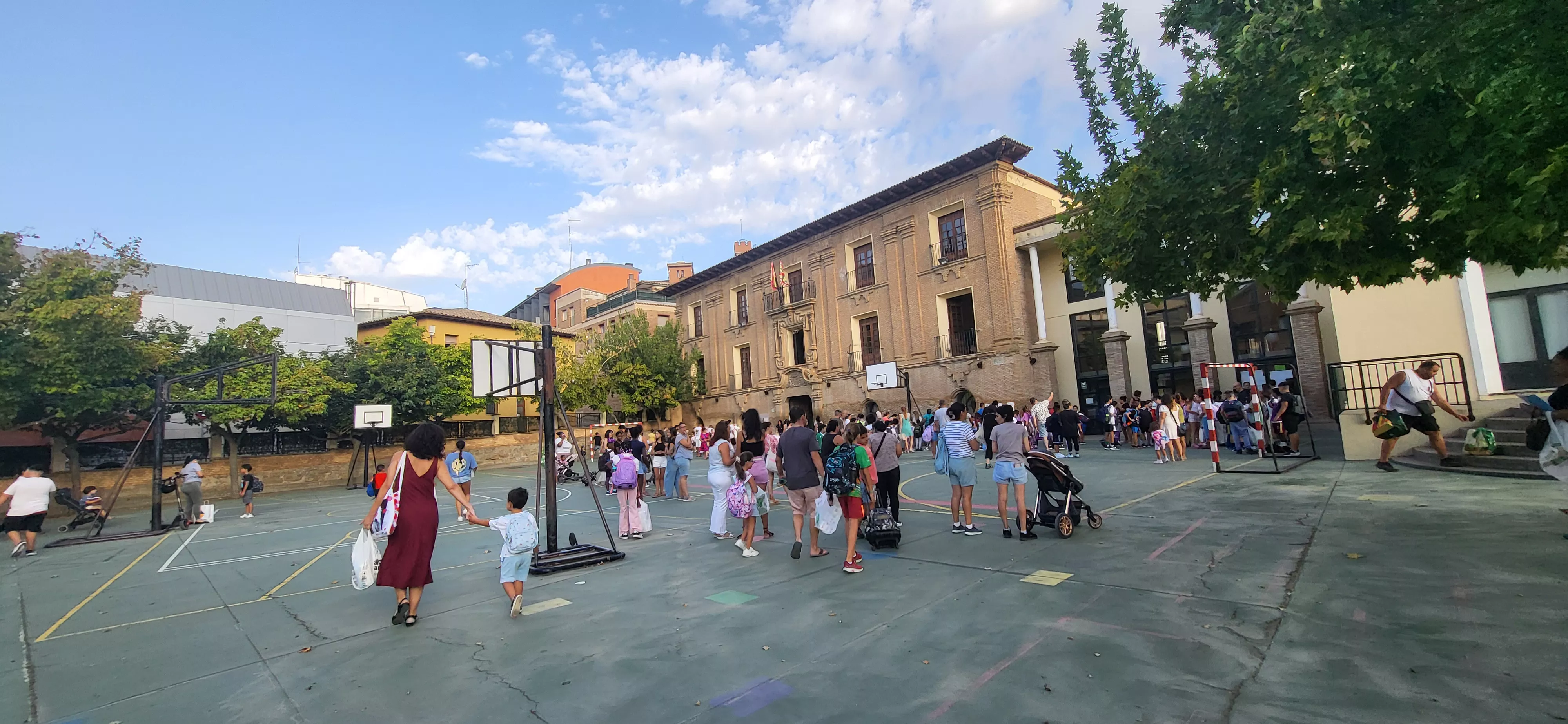 Vuelta al cole de Infantil y Primaria 2026-2027. Foto Mercedes Manterola