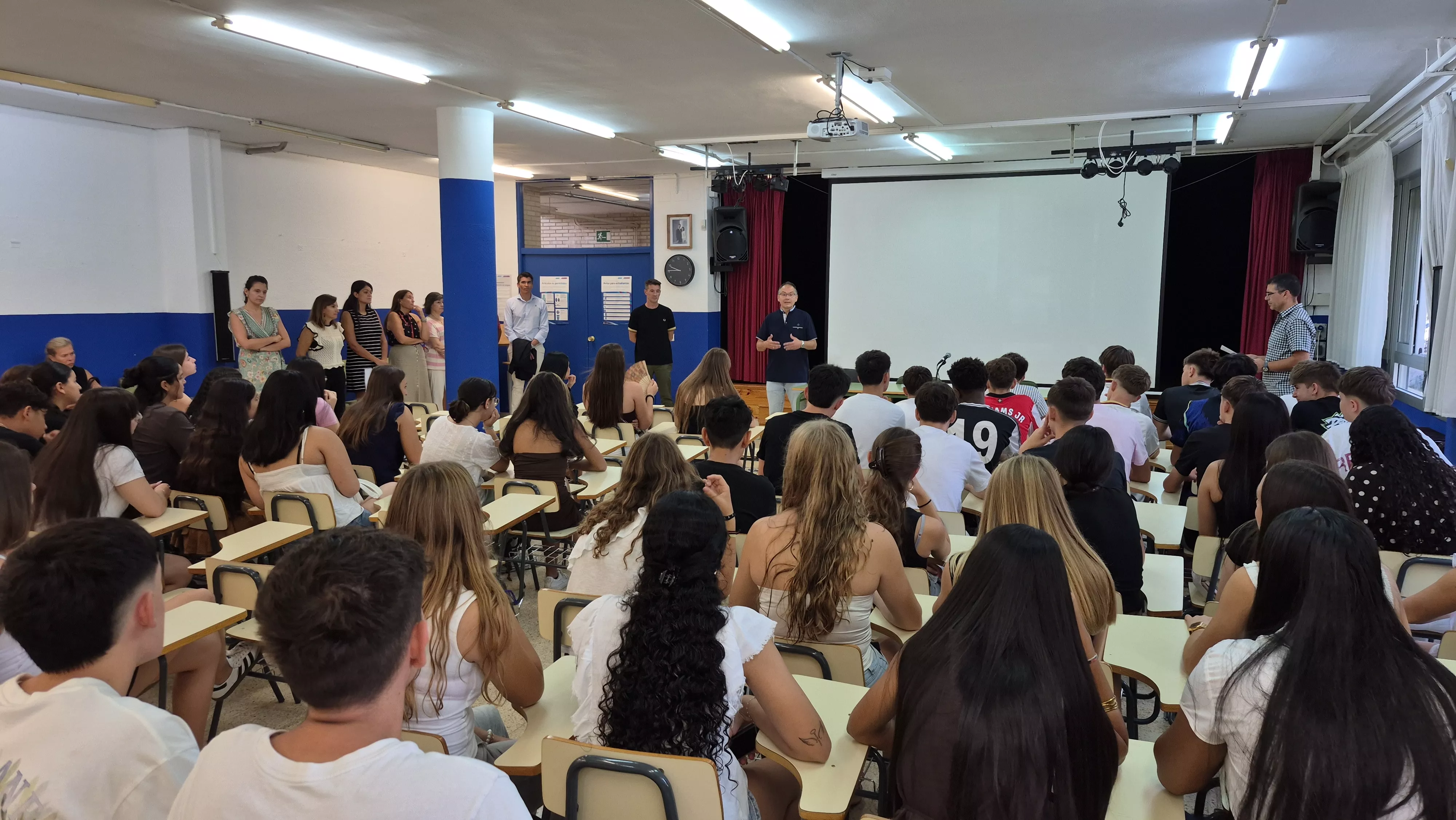El IES Lucas Mallada crece con cerca de 500 alumnos y gana atractivo entre estudiantes de otros centros. Foto Myriam Martínez