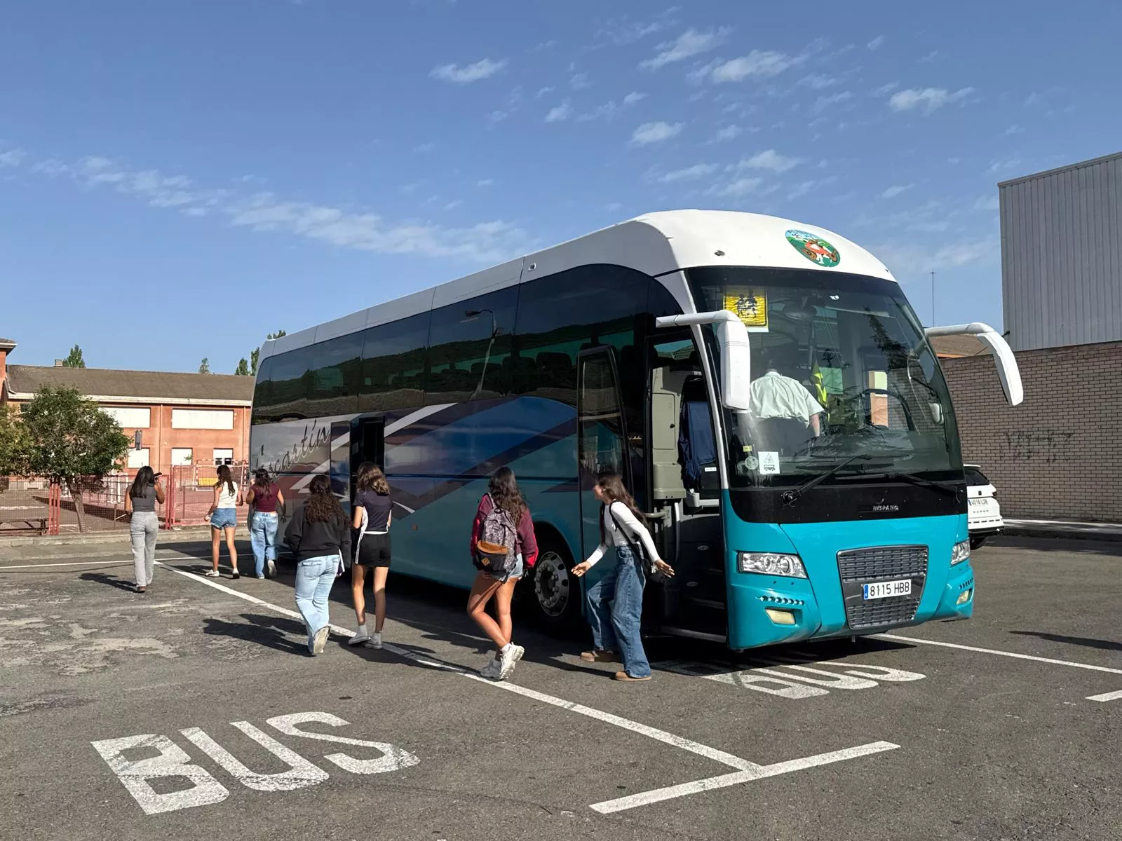 Transporte escolar de la ruta del Alto Gállego.