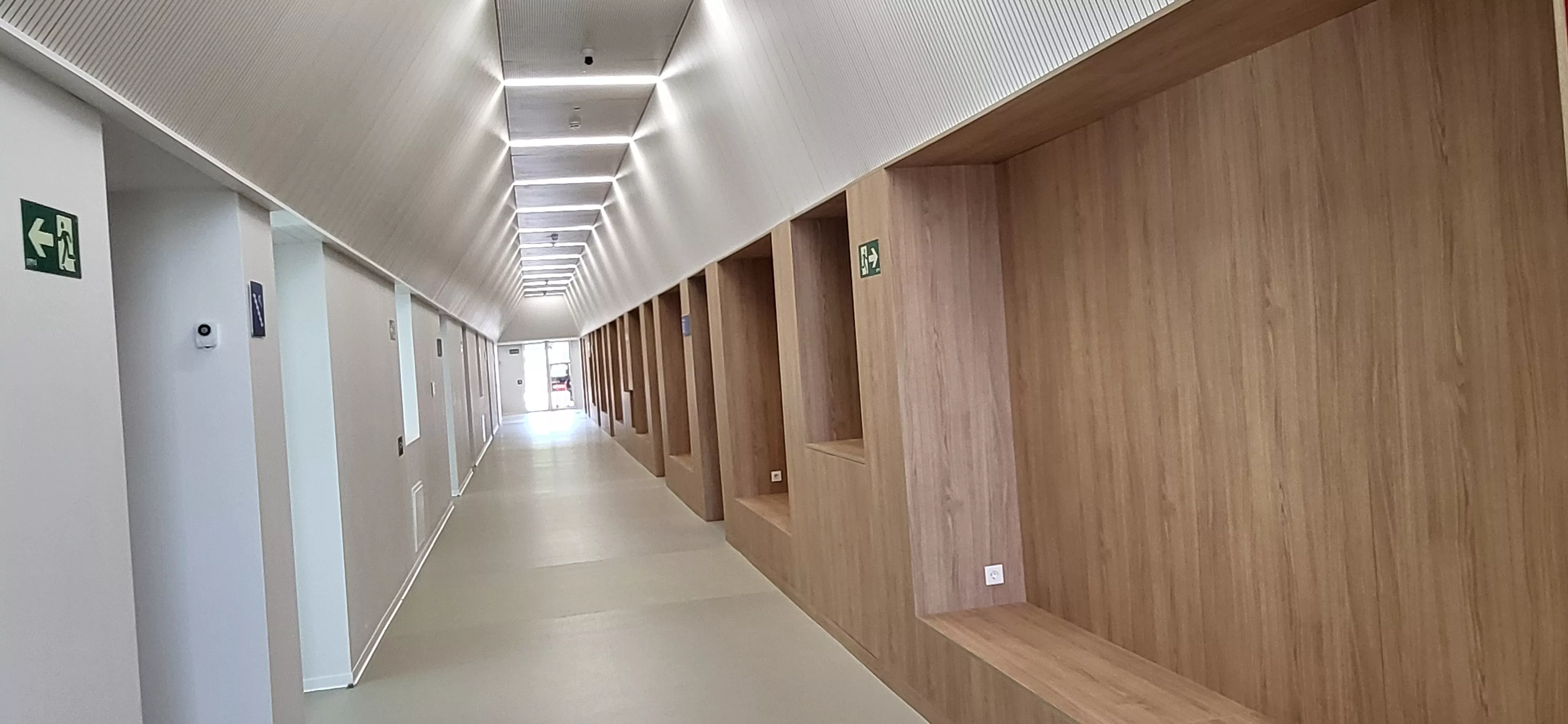 Inicio del curso en el nuevo edificio de Medicina del Campus de Huesca. Foto Mercedes Manterola