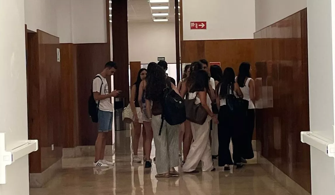 Inicio del curso en el nuevo edificio de Medicina del Campus de Huesca. Foto Mercedes Manterola