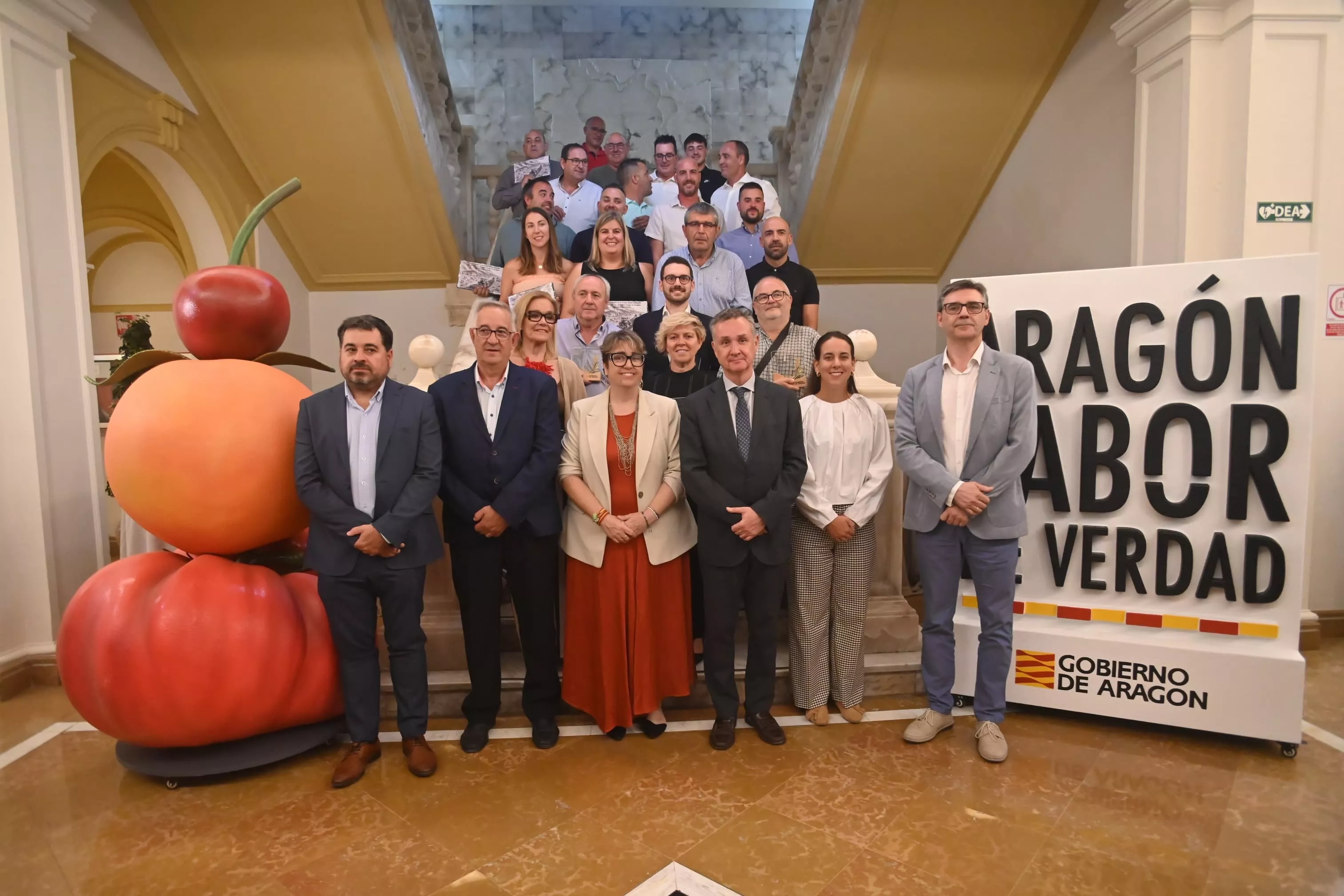 Aragón reconoce al sector agroalimentario tras los incendios.