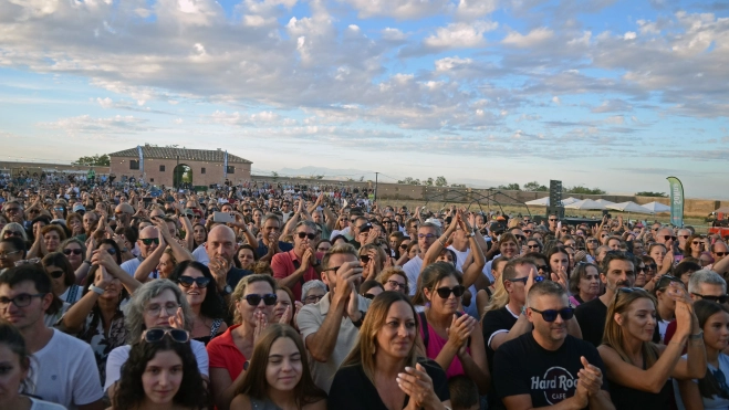 Público en el concierto de La Cartuja de las Fuentes Público en el concierto de La Cartuja de las Fuentes