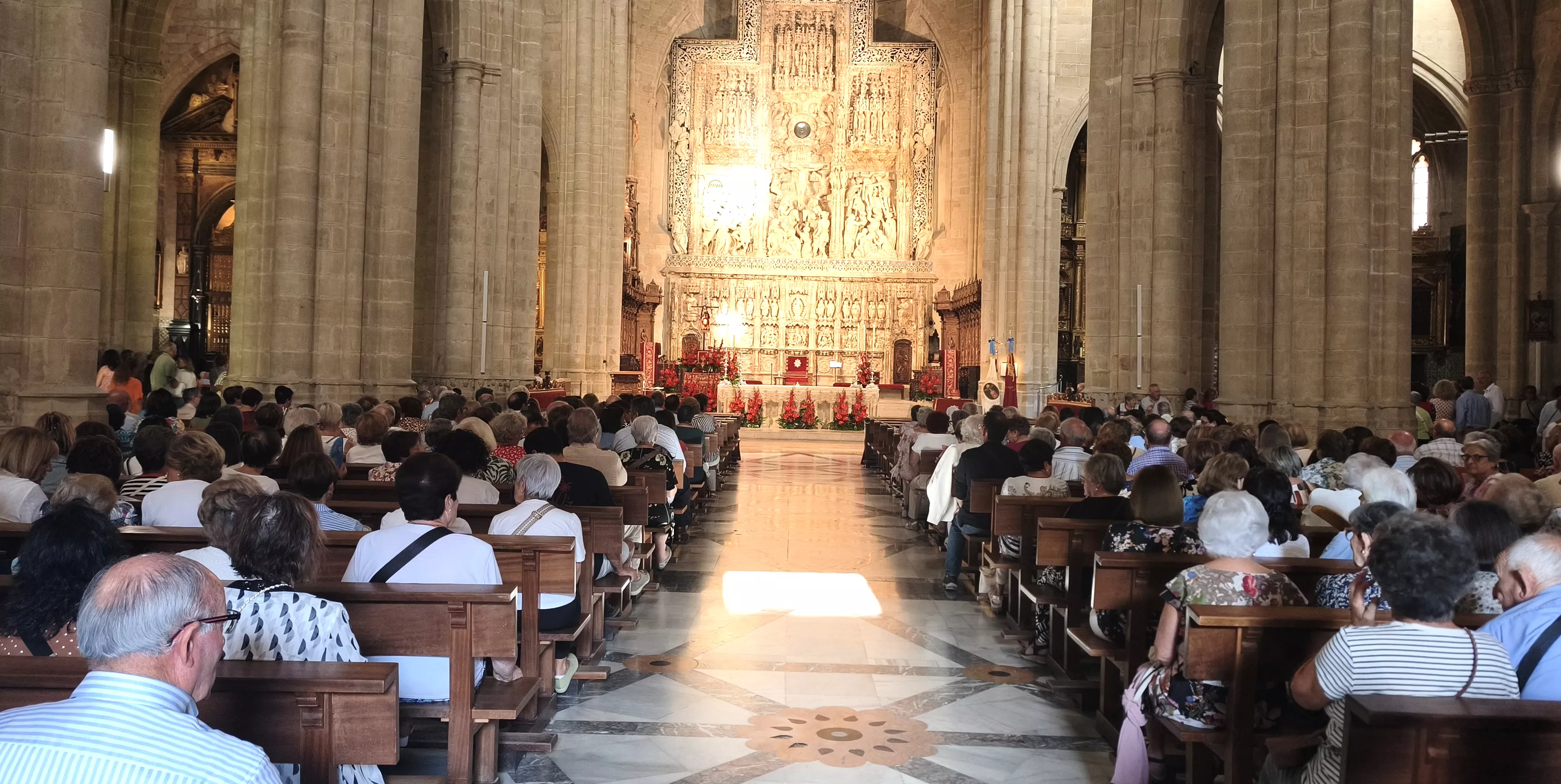  Festividad del Santo Cristo de los Milagros en Huesca. Foto María José Sampietro Brosed