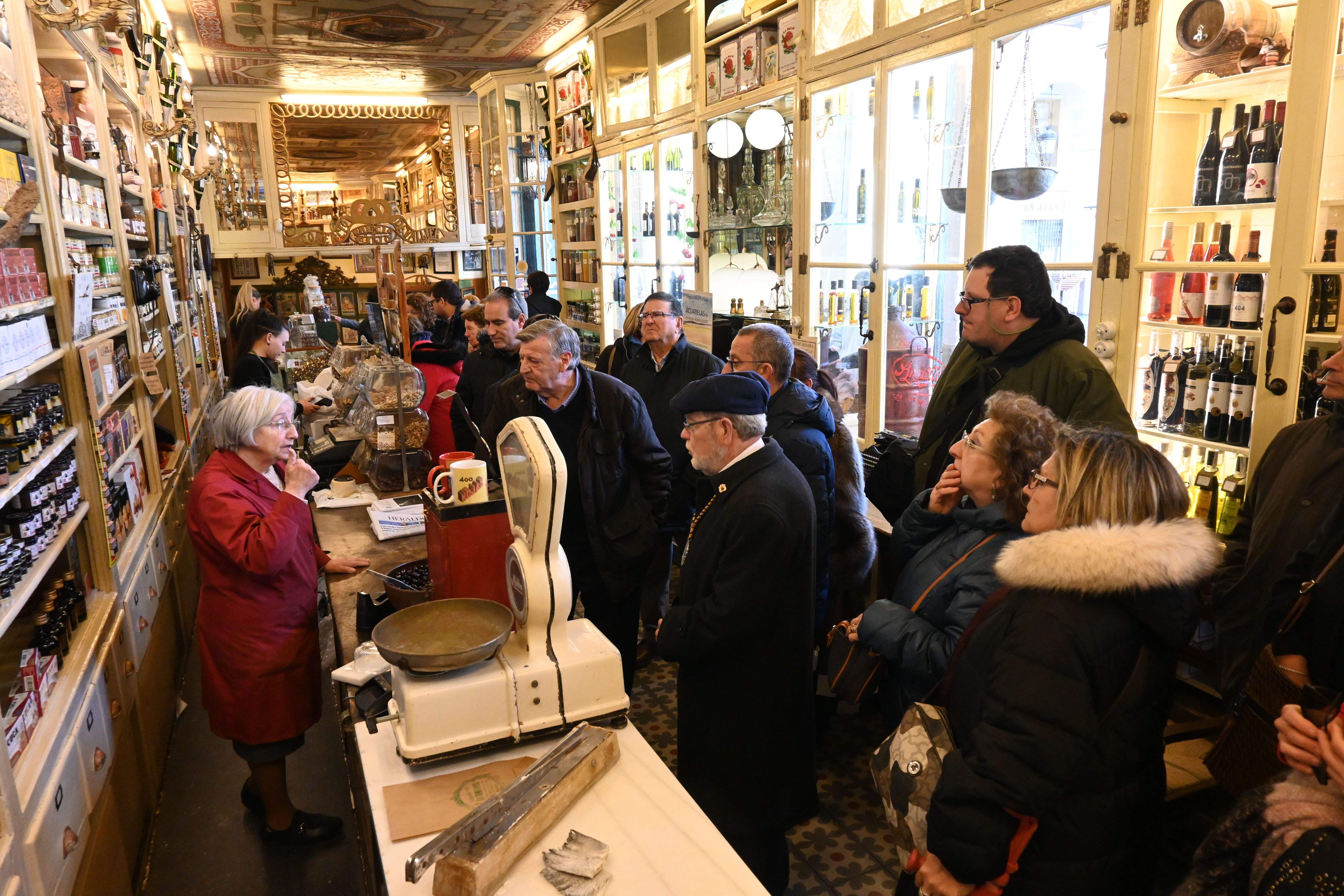 Con María Jesús Sanvicente en La Confianza.  Foto Carlos Jalle 