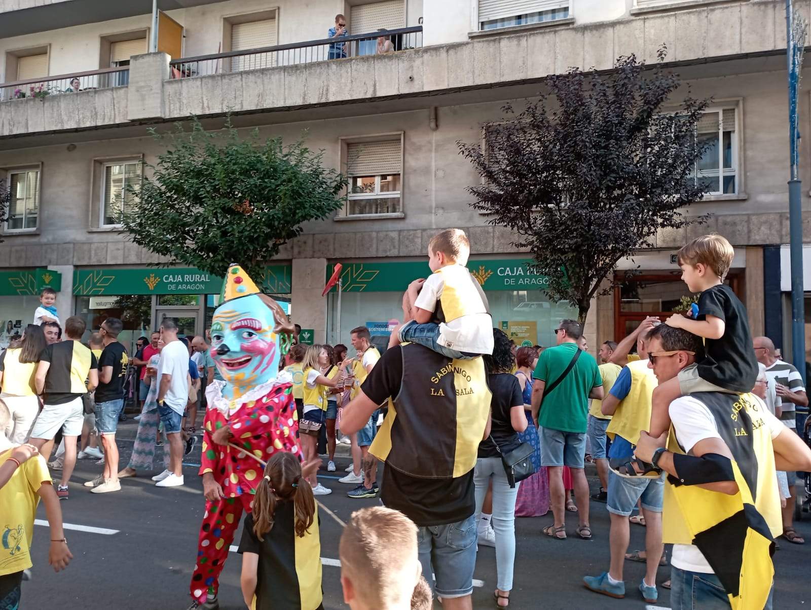 Desfile de las fiestas de Sabiñánigo